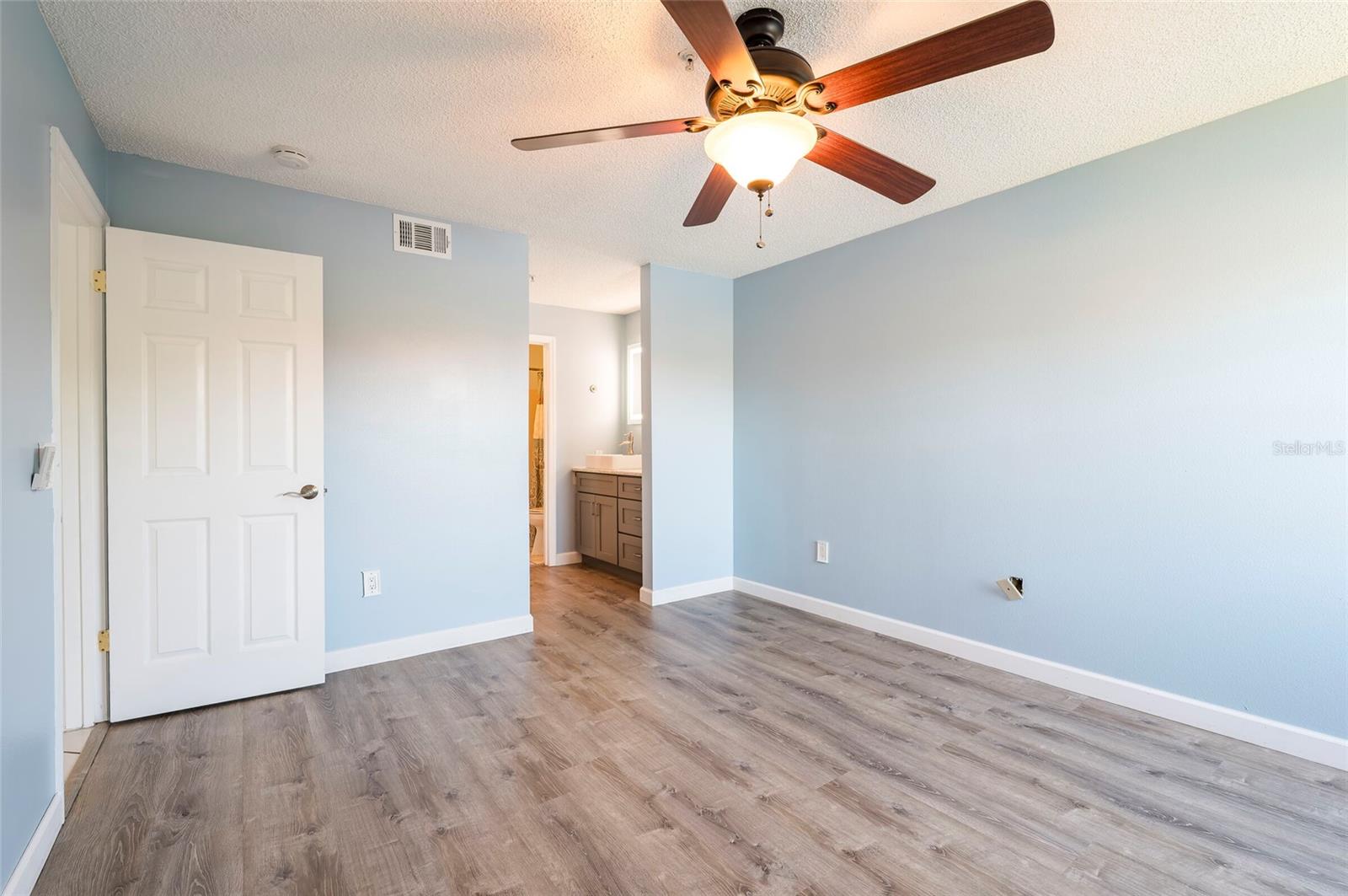 2400 FEATHER SOUND DR #1125, CLEARWATER, FL, 33762