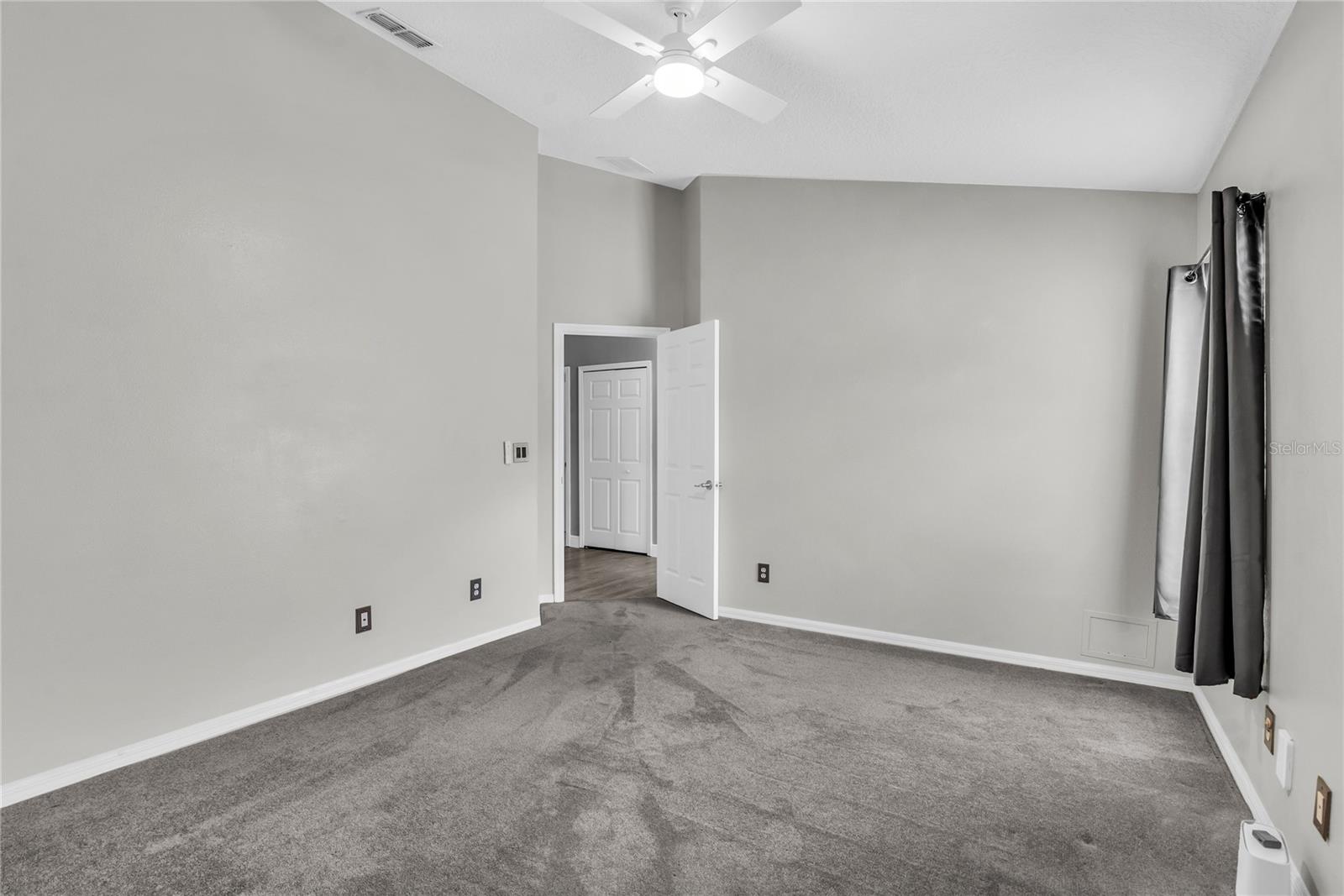 2466 HOLLY BERRY CIR, CLERMONT, FL, 34711
