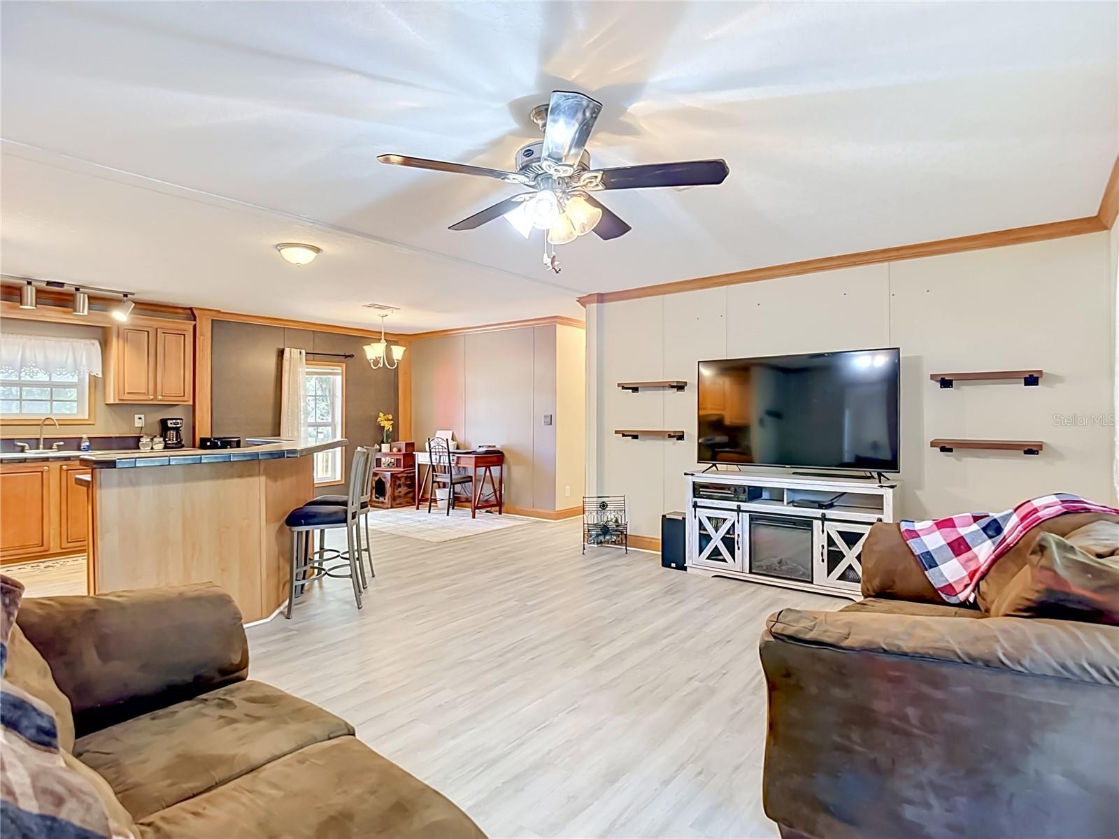 40949 JERRY RD, ZEPHYRHILLS, FL, 33540