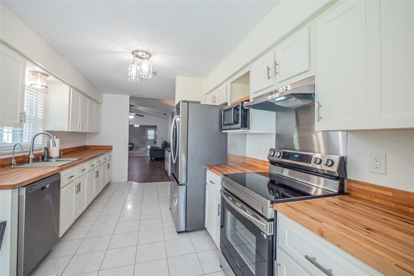 33 GINGER CIR, LEESBURG, FL, 34748