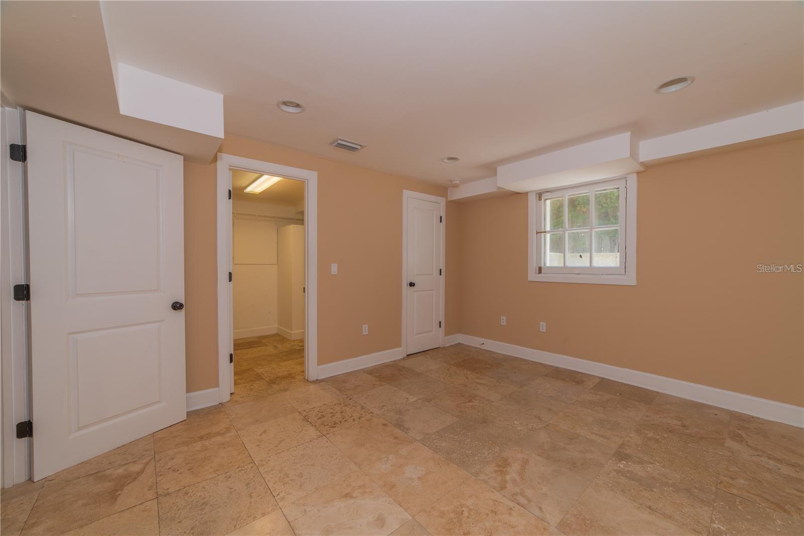 533 S CENTER ST, EUSTIS, FL, 32726