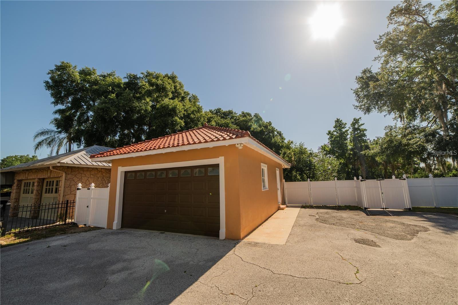 533 S CENTER ST, EUSTIS, FL, 32726