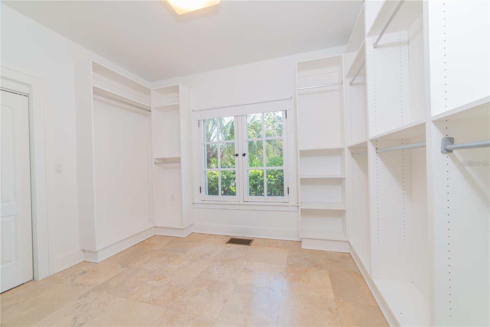 533 S CENTER ST, EUSTIS, FL, 32726
