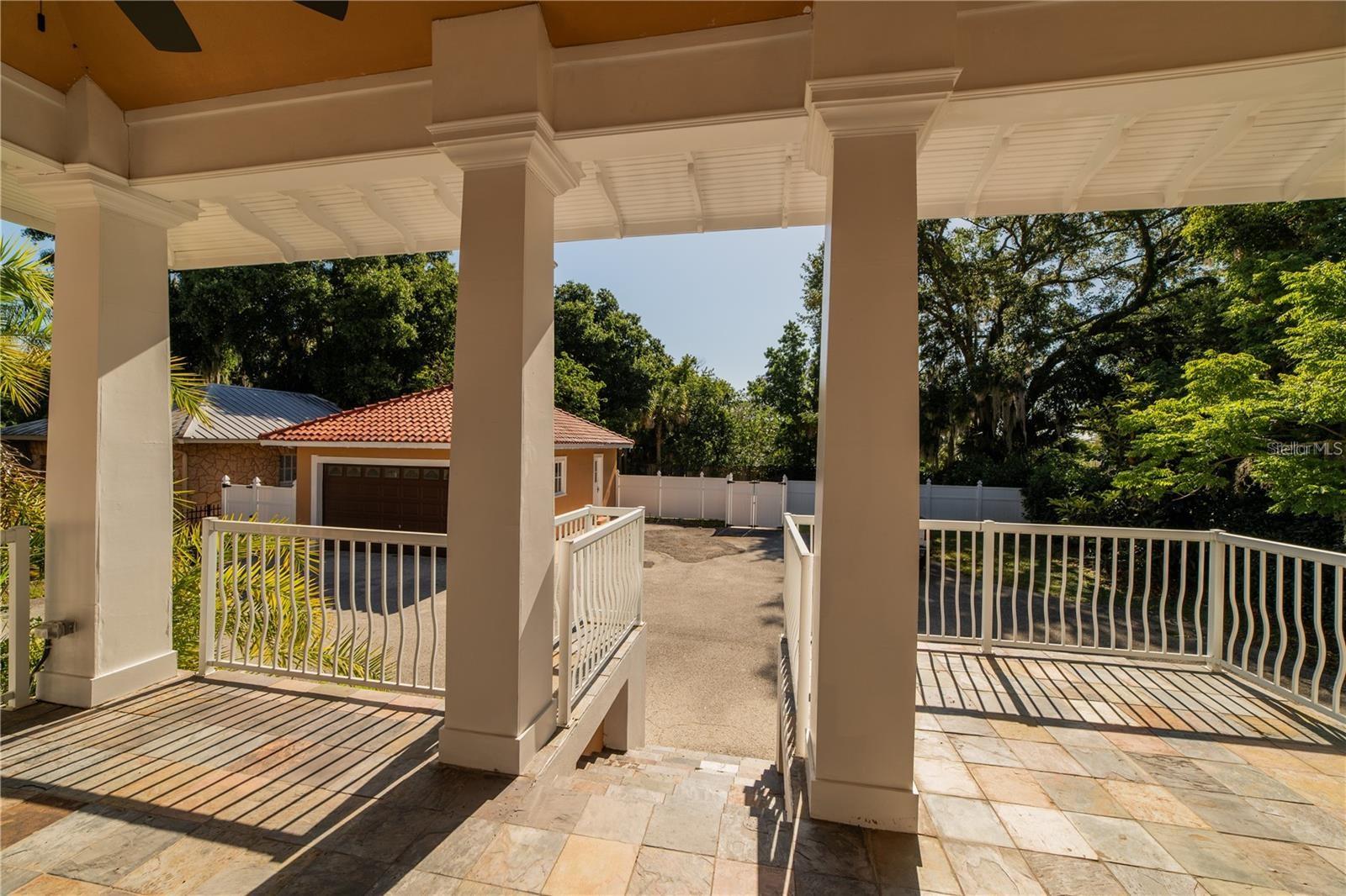 533 S CENTER ST, EUSTIS, FL, 32726