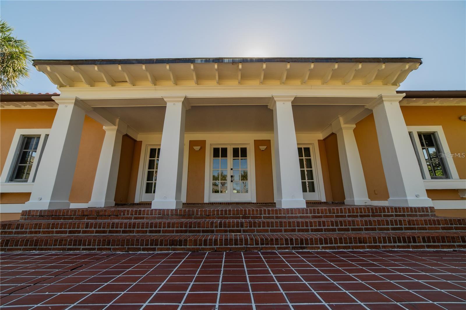 533 S CENTER ST, EUSTIS, FL, 32726