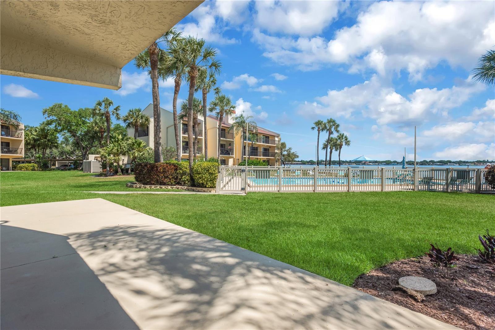 7520 SUNSHINE SKYWAY LN S #P5, ST PETERSBURG, FL, 33711
