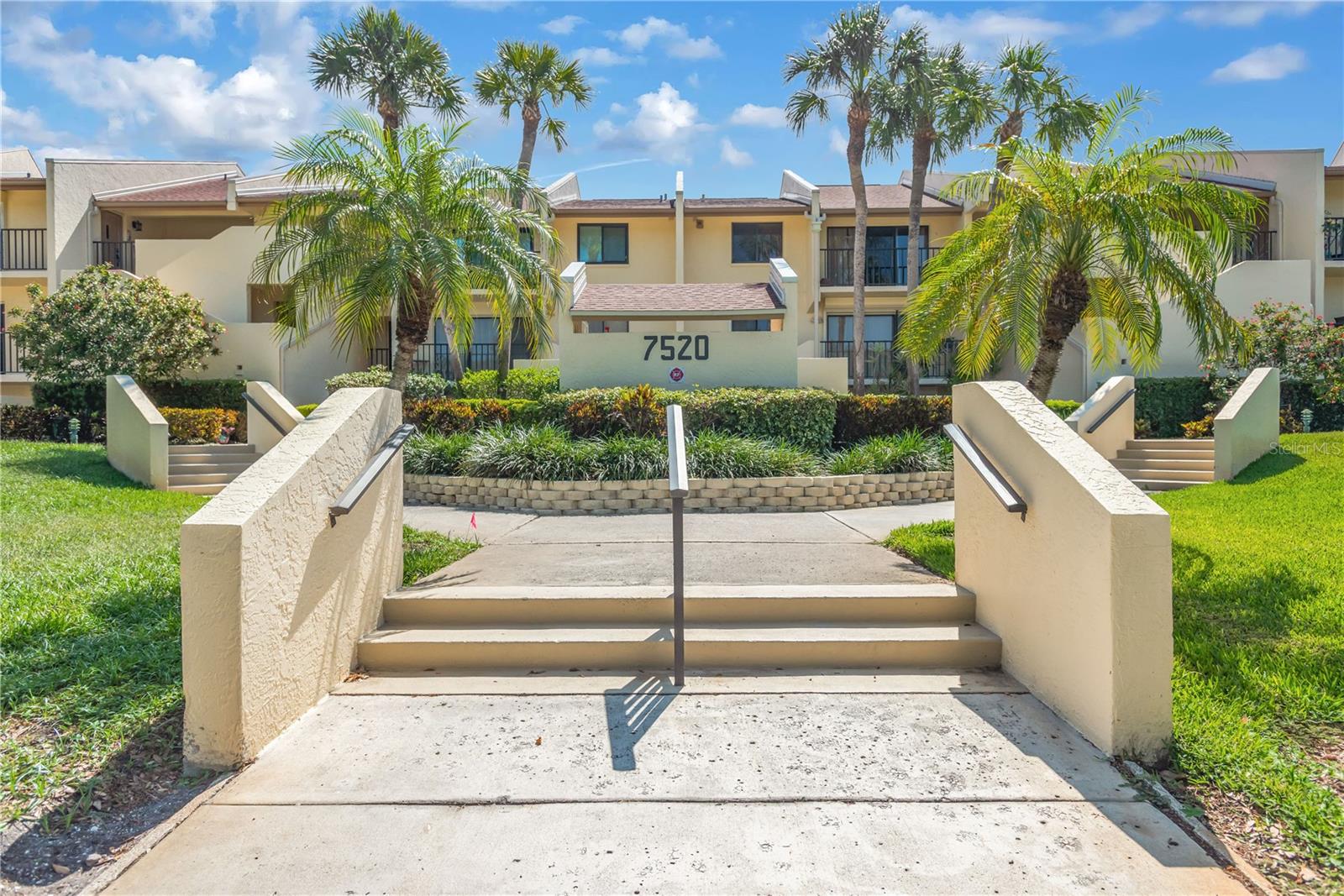 7520 SUNSHINE SKYWAY LN S #P5, ST PETERSBURG, FL, 33711