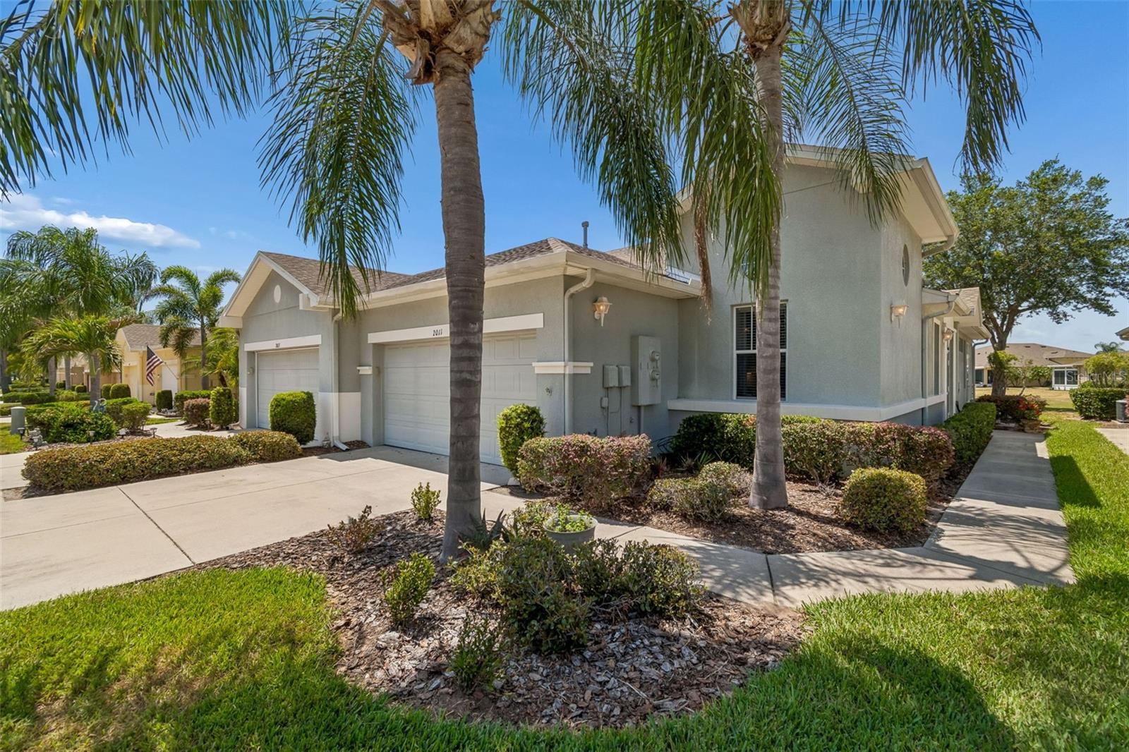 2011 SIFIELD GREENS WAY #2011, SUN CITY CENTER, FL, 33573