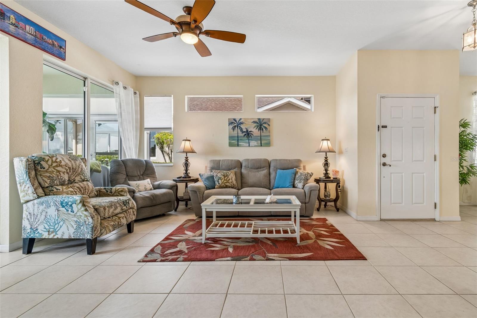 2011 SIFIELD GREENS WAY #2011, SUN CITY CENTER, FL, 33573