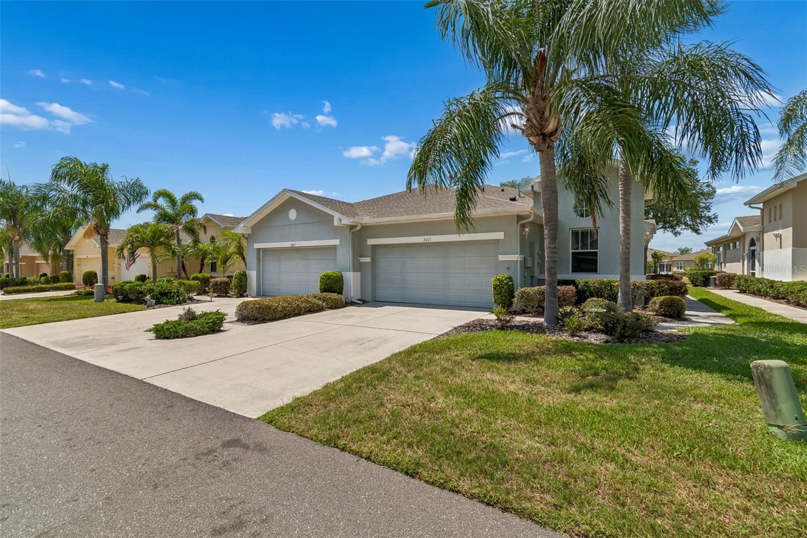 2011 SIFIELD GREENS WAY #2011, SUN CITY CENTER, FL, 33573