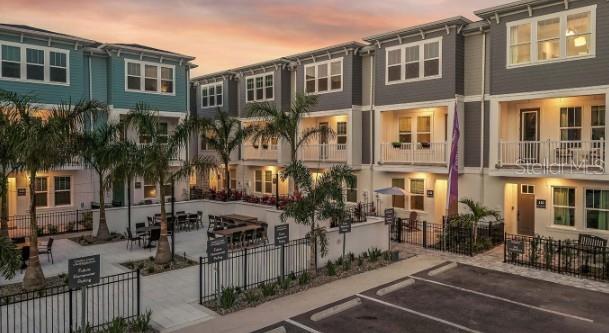 466 31ST WAY N #9, ST PETERSBURG, FL, 33713
