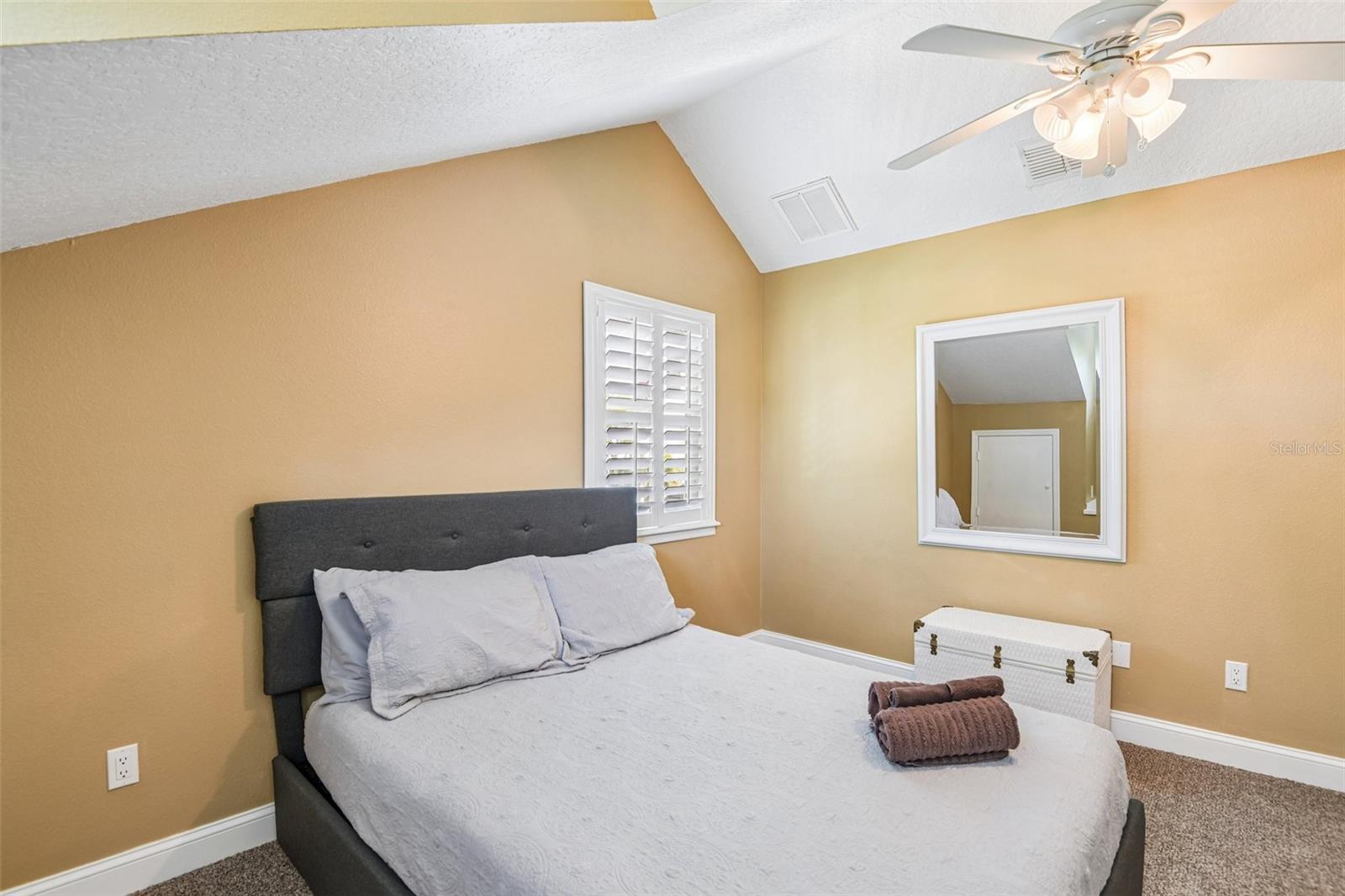 3157 N CANAL DR, PALM HARBOR, FL, 34684