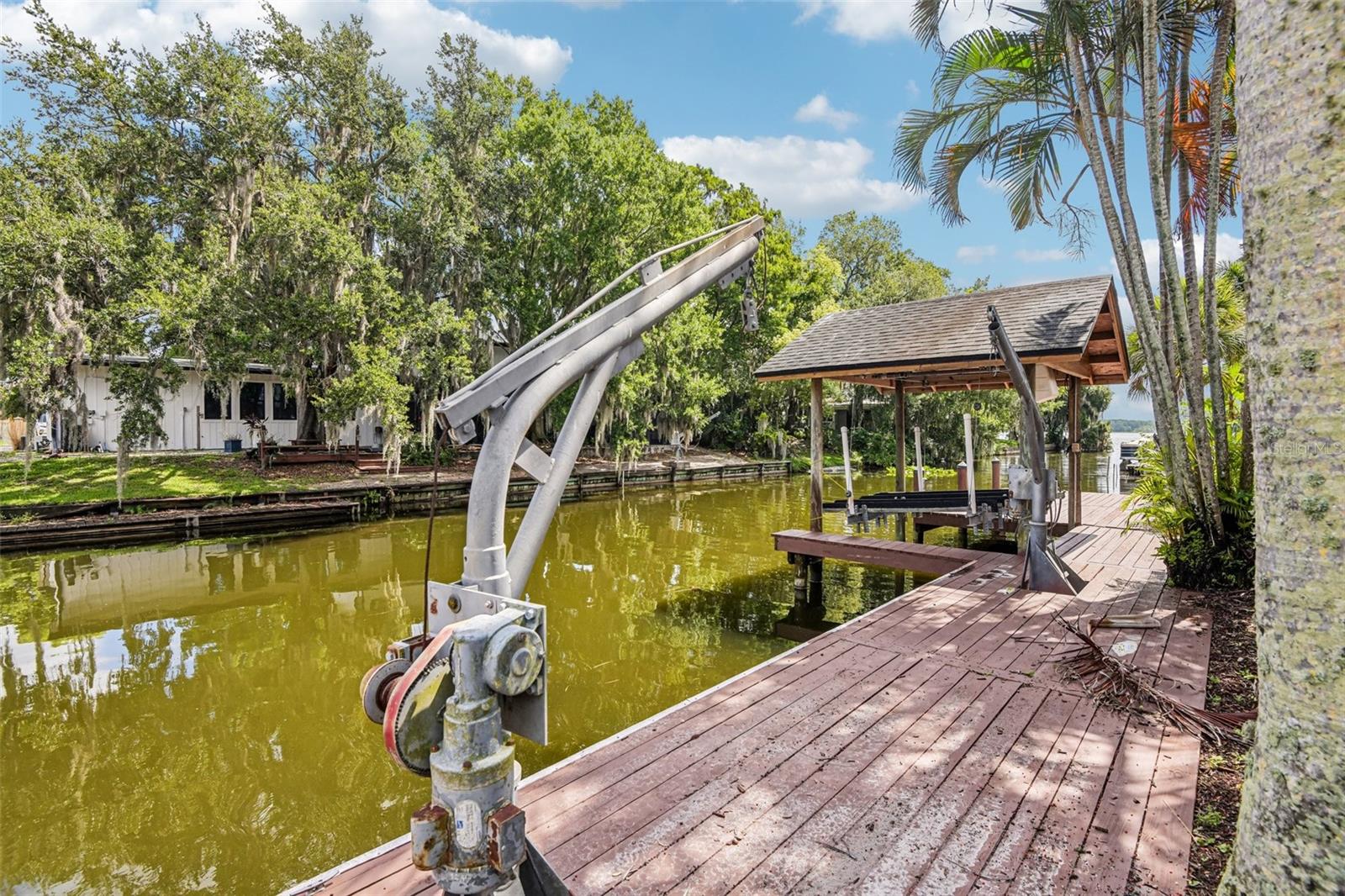 3157 N CANAL DR, PALM HARBOR, FL, 34684