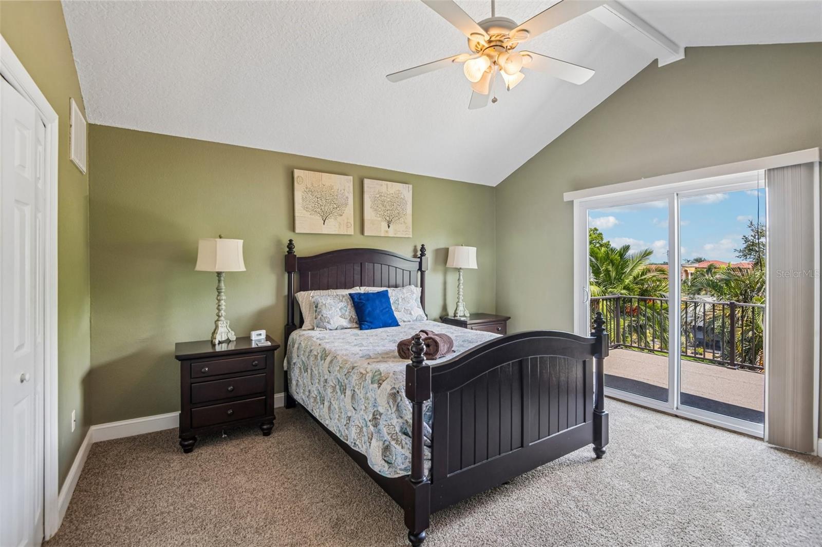 3157 N CANAL DR, PALM HARBOR, FL, 34684