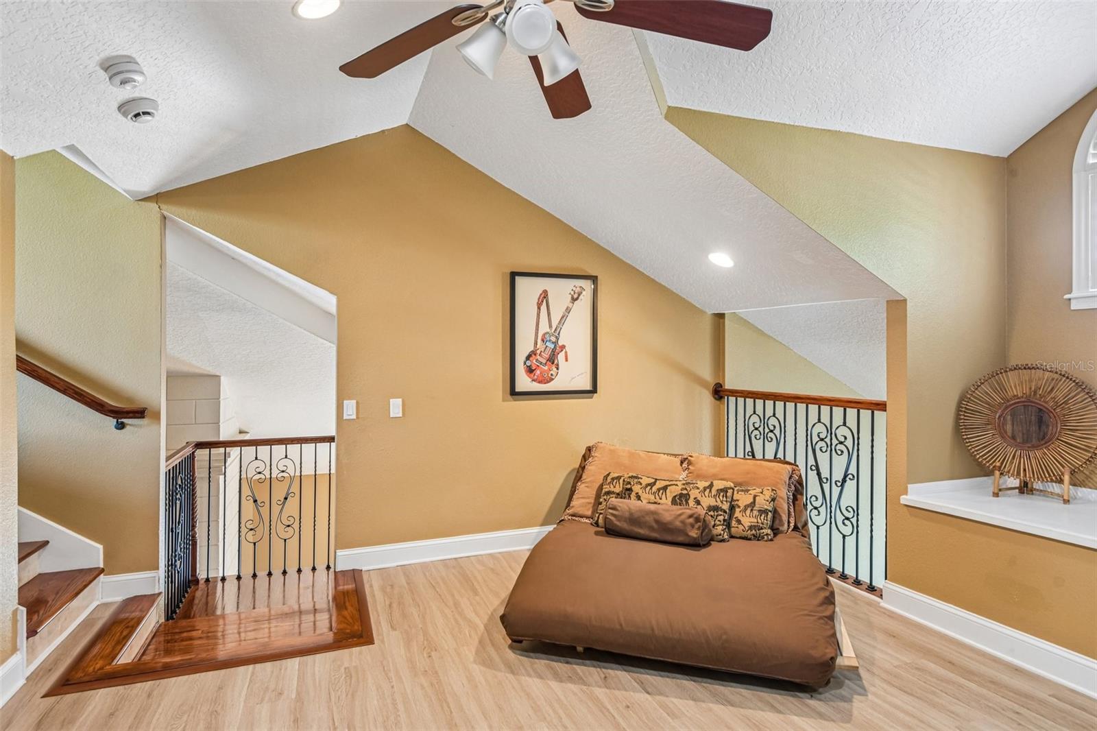 3157 N CANAL DR, PALM HARBOR, FL, 34684