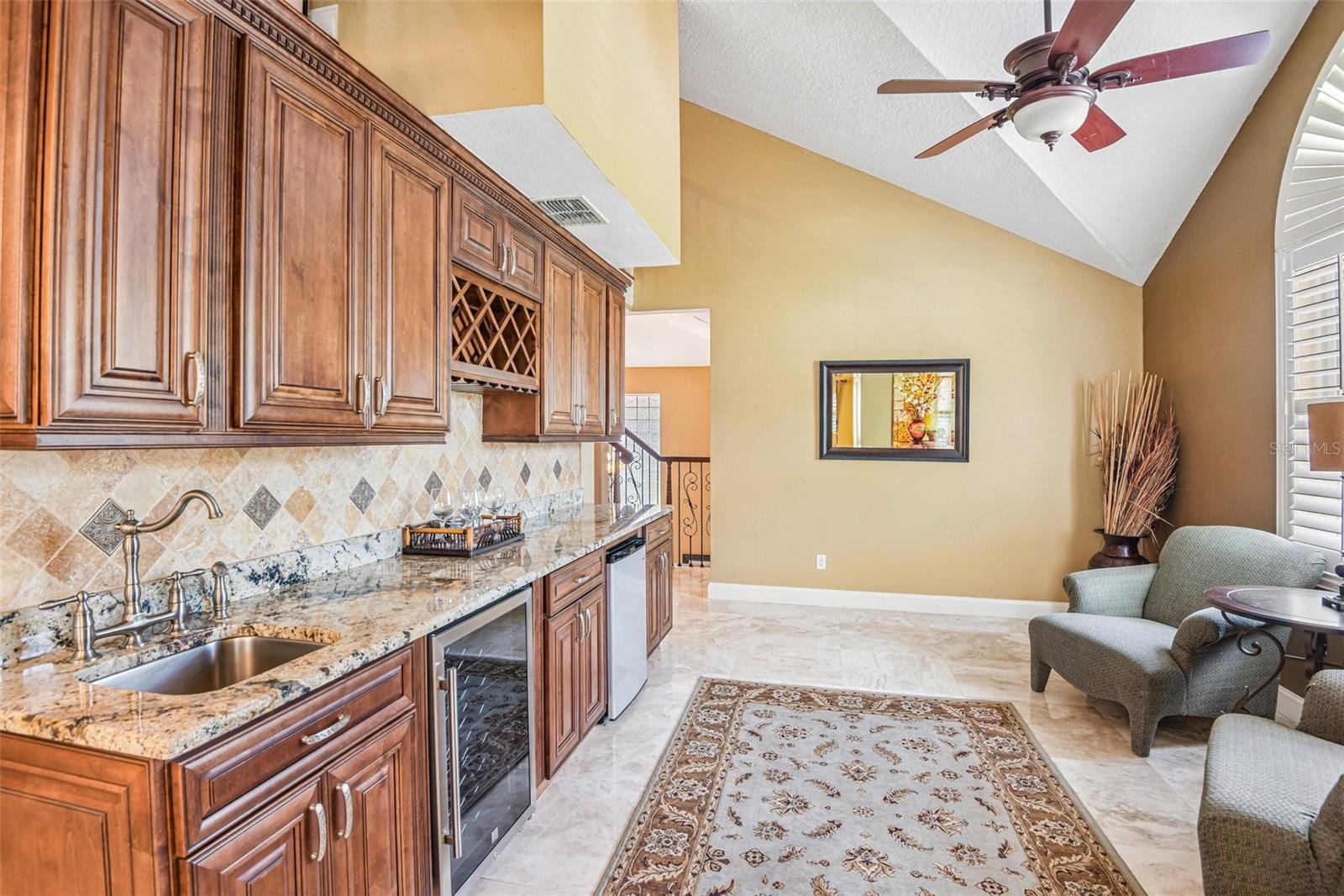 3157 N CANAL DR, PALM HARBOR, FL, 34684