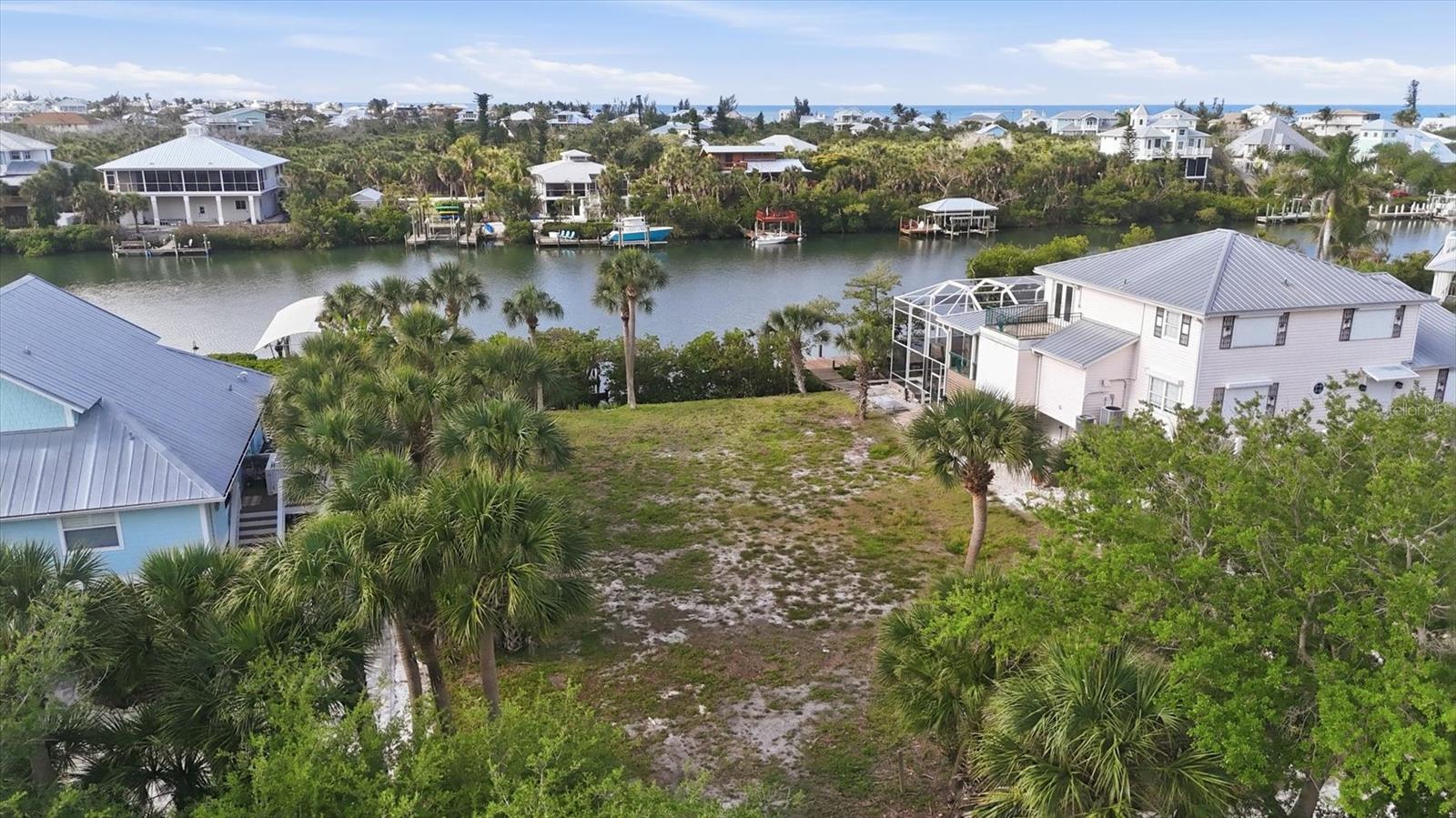 84 PALM DR, PLACIDA, FL, 33946