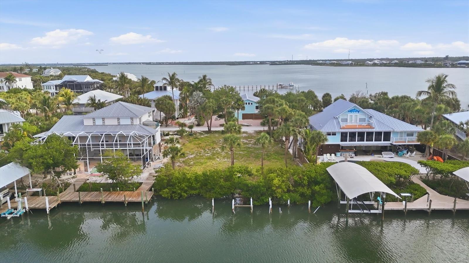 84 PALM DR, PLACIDA, FL, 33946
