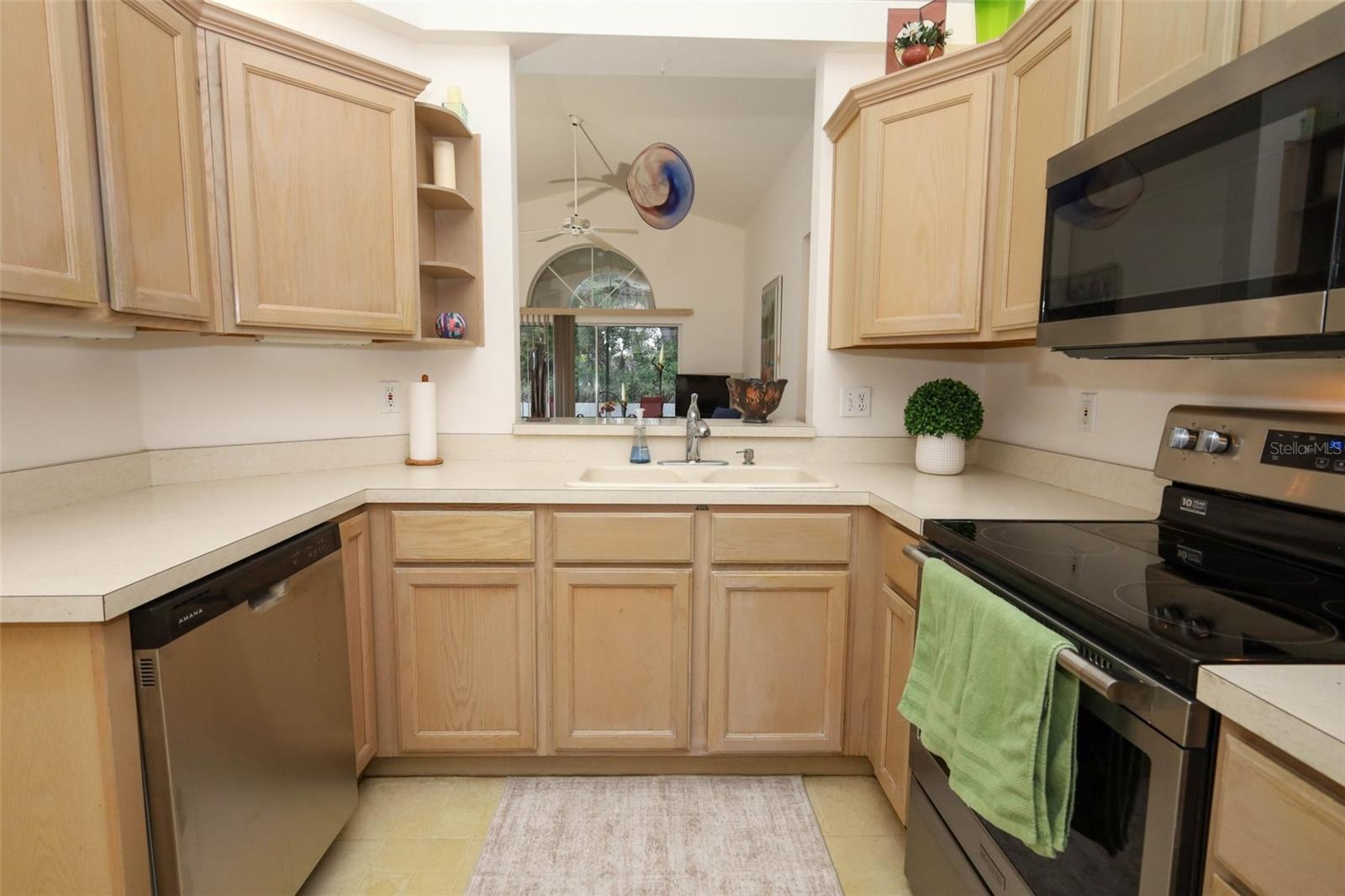 1029 E PEBBLE BEACH CIR, WINTER SPRINGS, FL, 32708