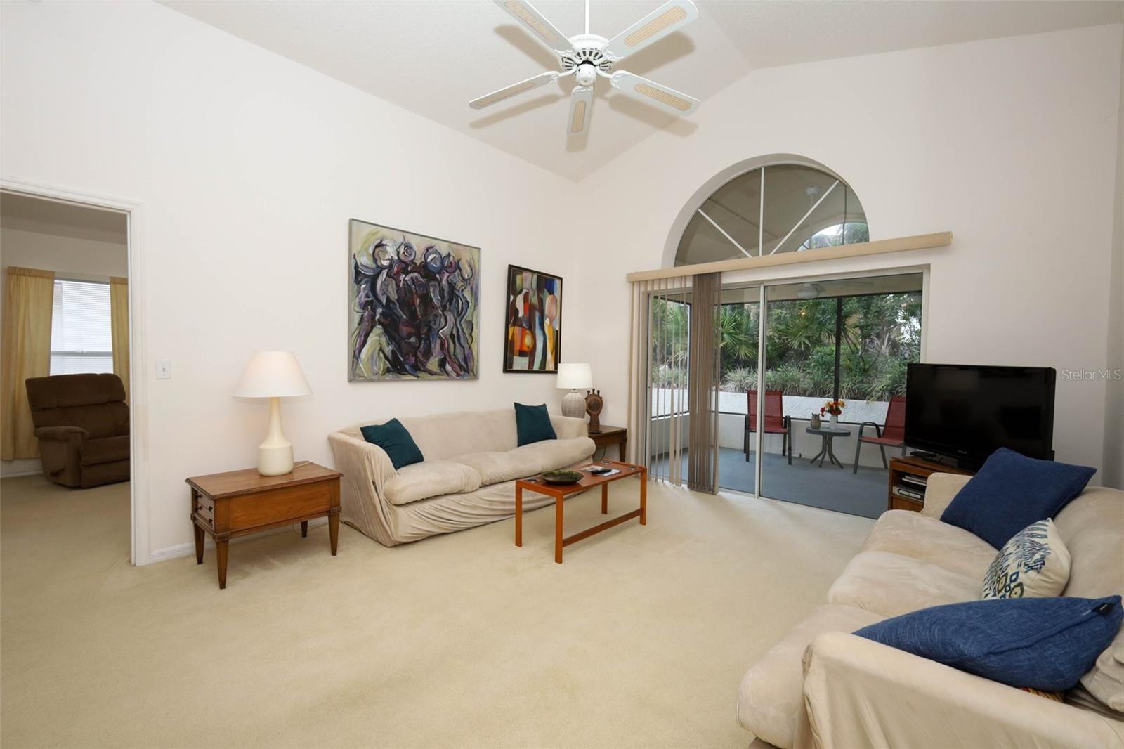 1029 E PEBBLE BEACH CIR, WINTER SPRINGS, FL, 32708
