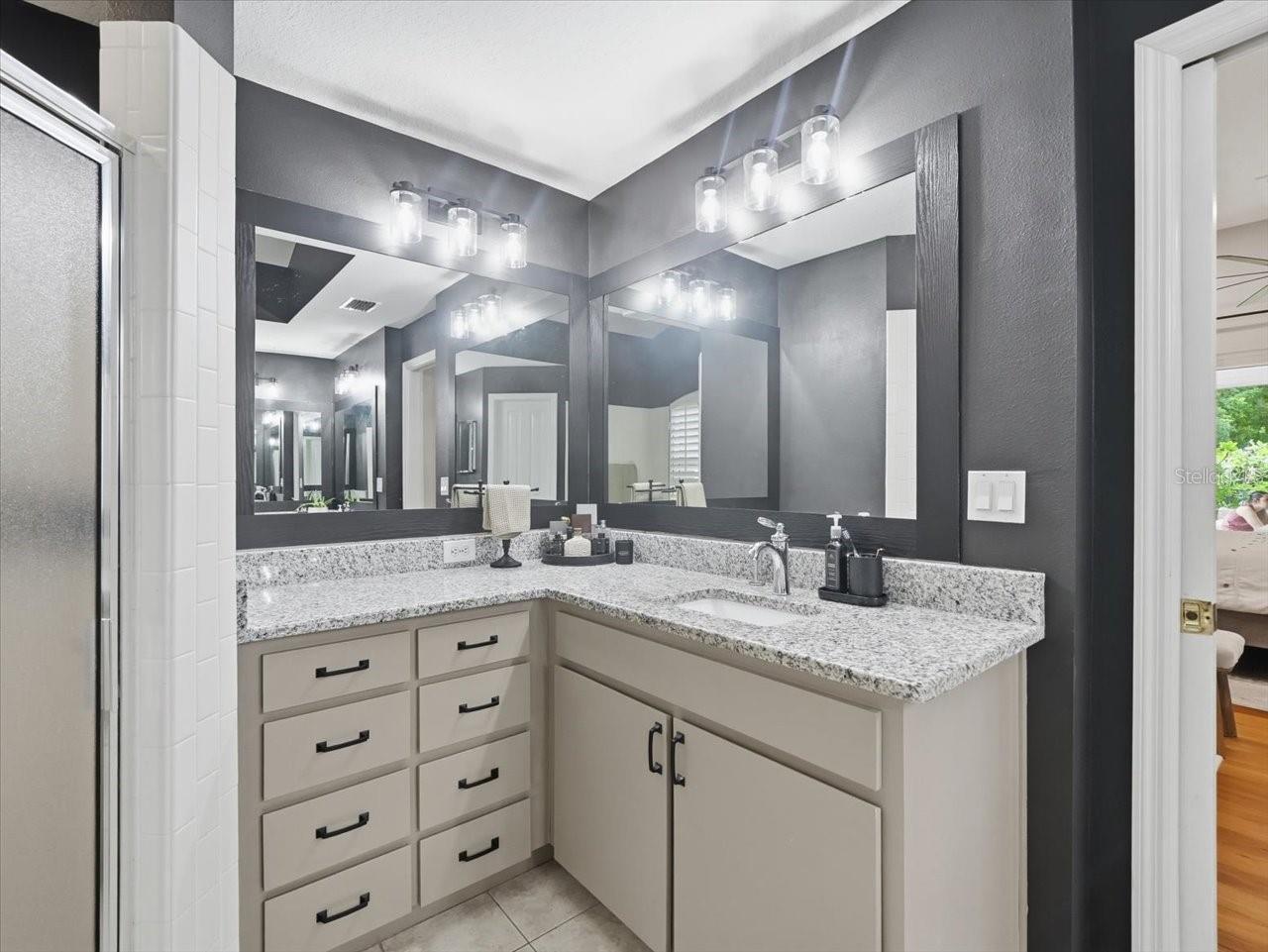 10602 CHAMBERS DR, TAMPA, FL, 33626