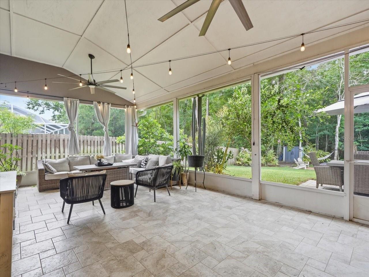 10602 CHAMBERS DR, TAMPA, FL, 33626