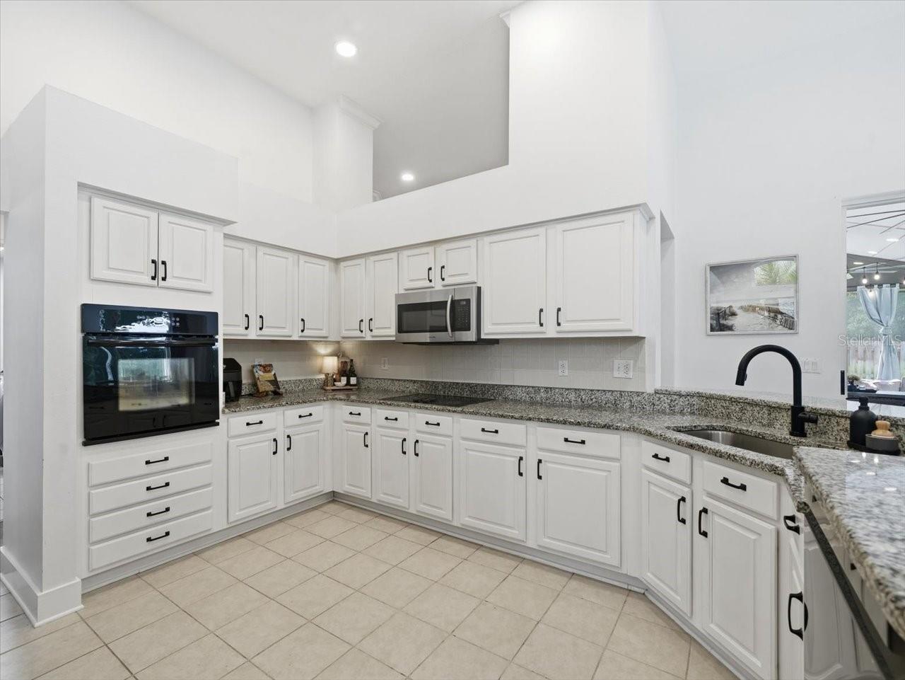 10602 CHAMBERS DR, TAMPA, FL, 33626
