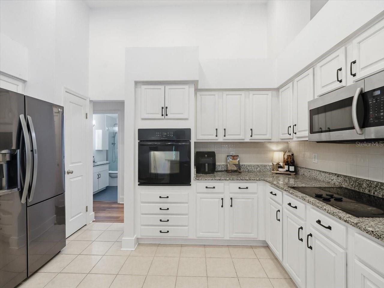 10602 CHAMBERS DR, TAMPA, FL, 33626