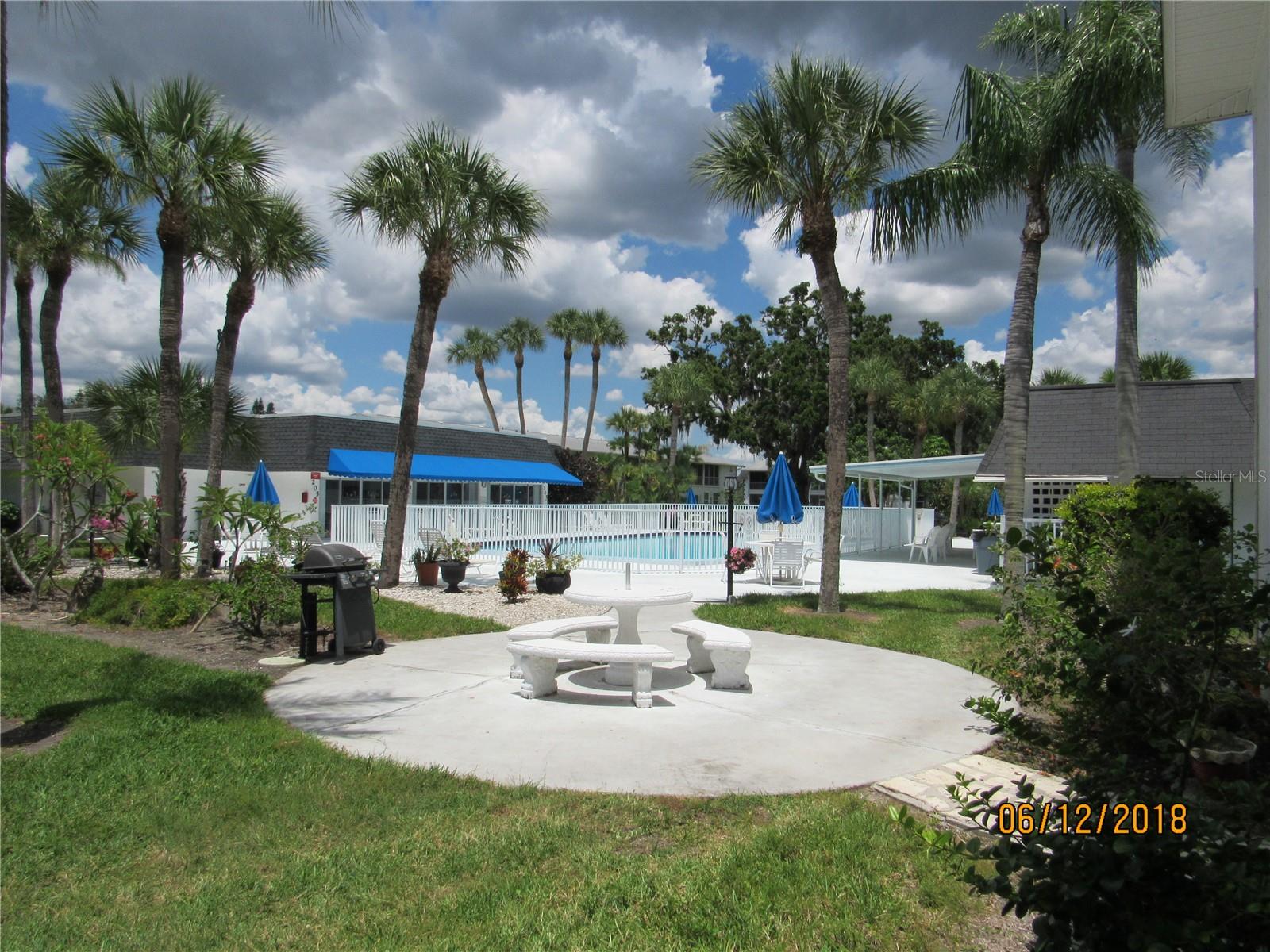 304 47TH AVENUE DR W #307, BRADENTON, FL, 34207