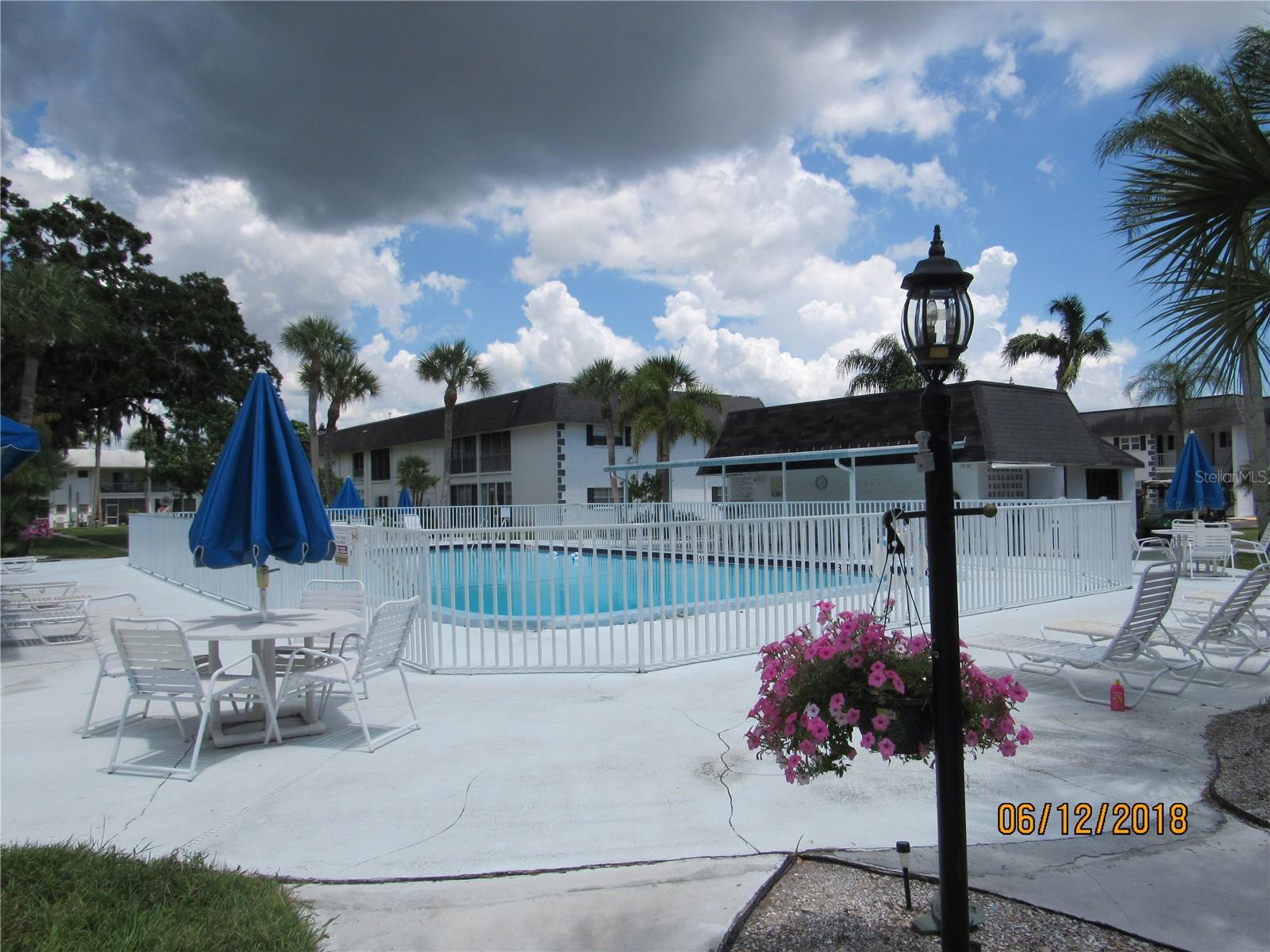 304 47TH AVENUE DR W #307, BRADENTON, FL, 34207