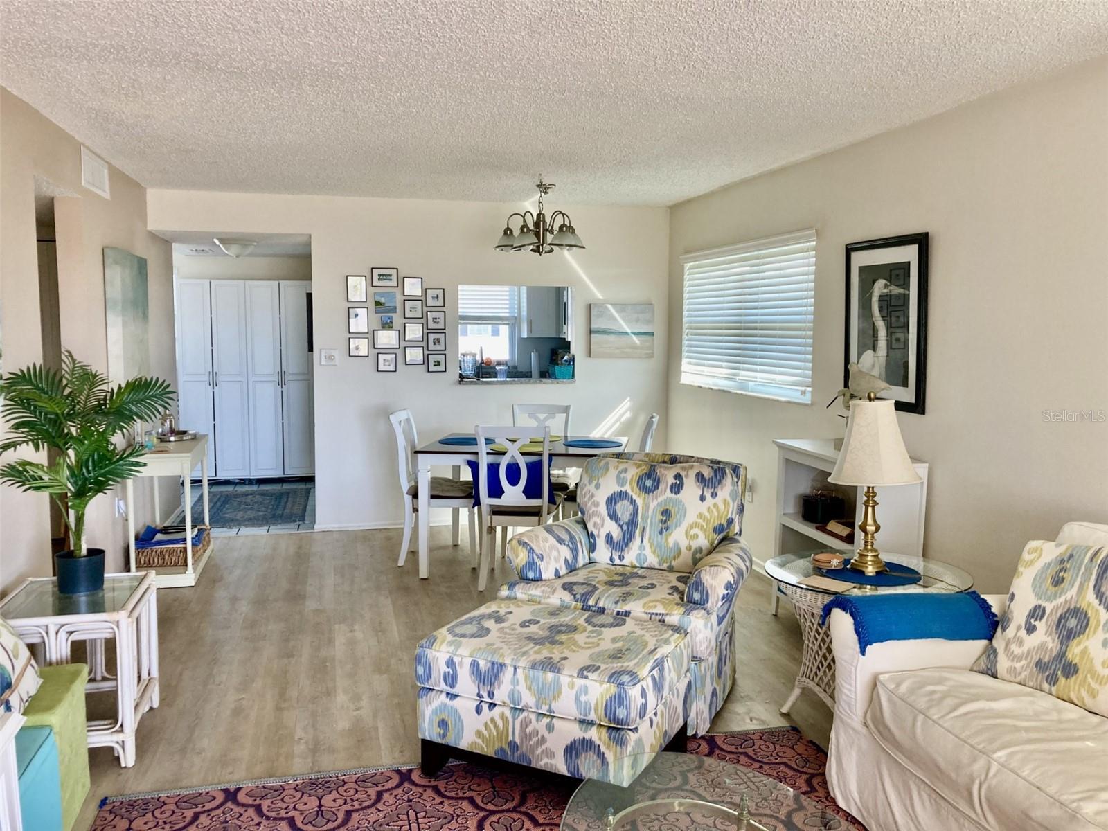 304 47TH AVENUE DR W #307, BRADENTON, FL, 34207