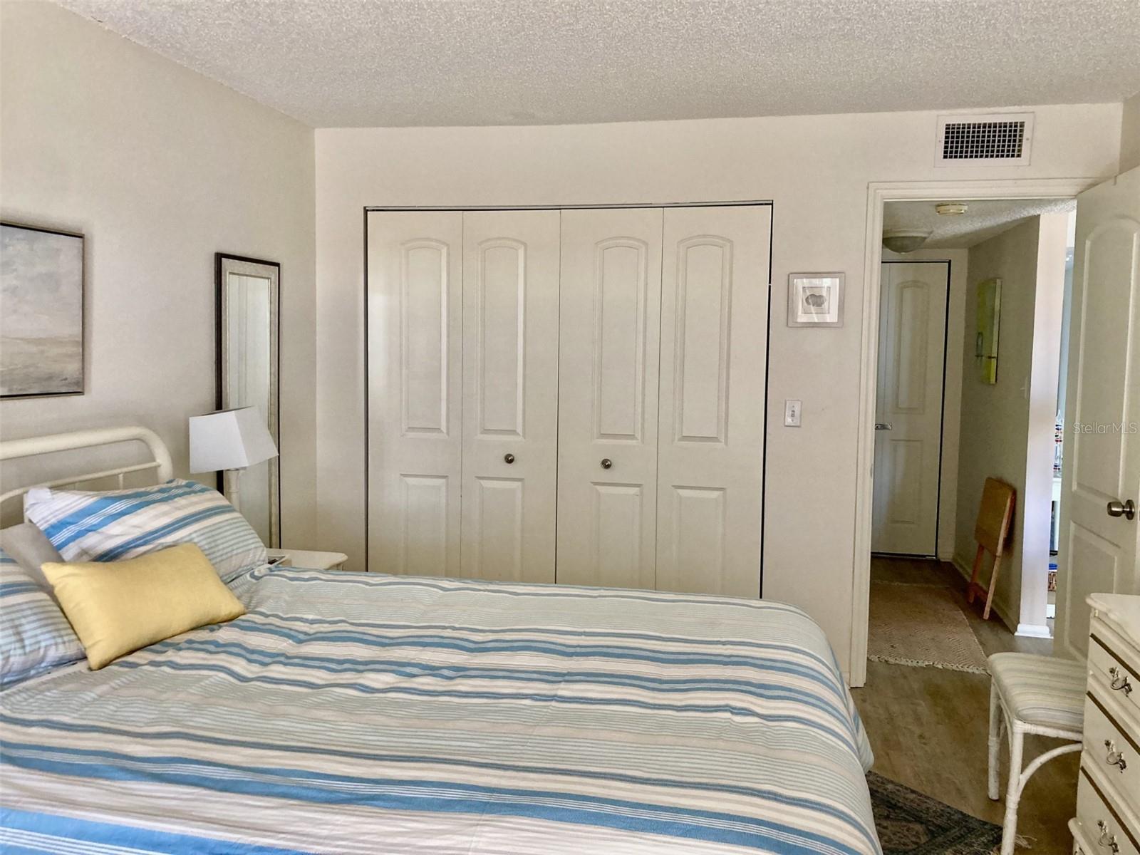 304 47TH AVENUE DR W #307, BRADENTON, FL, 34207