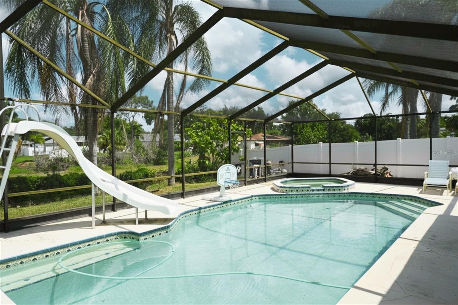 12041 70TH ST, LARGO, FL, 33773