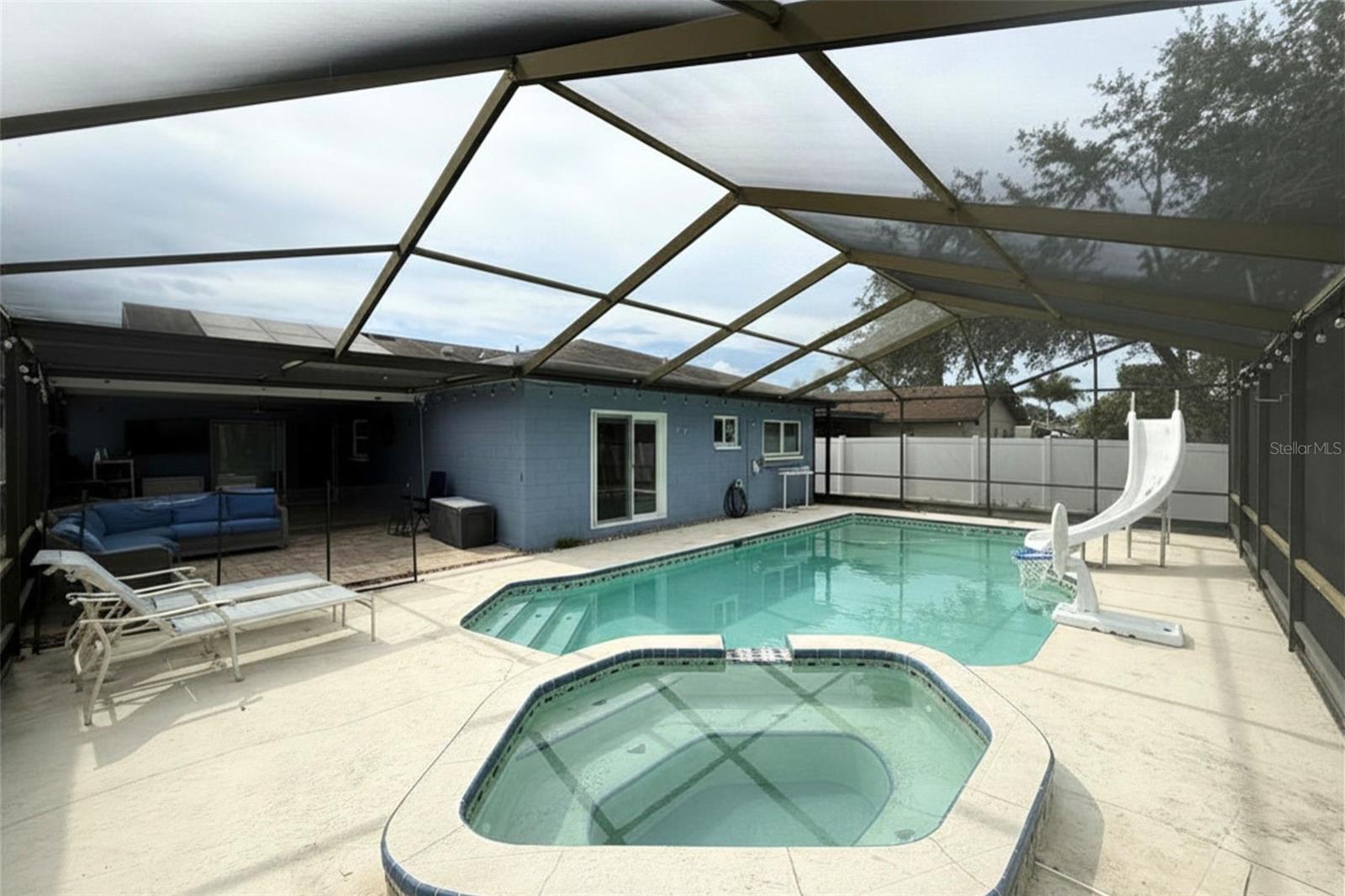 12041 70TH ST, LARGO, FL, 33773