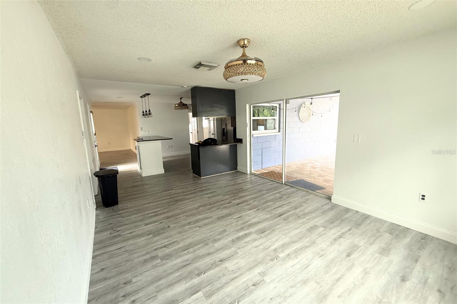 12041 70TH ST, LARGO, FL, 33773