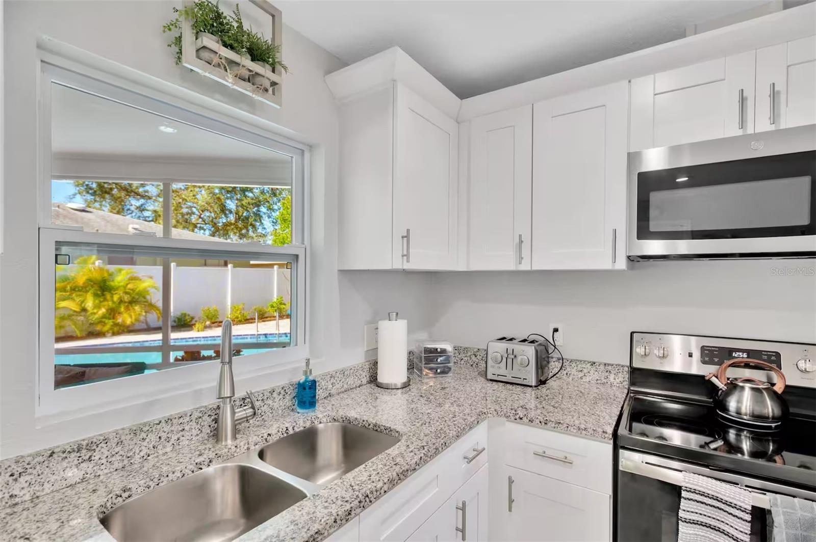 1416 LEO LN E, CLEARWATER, FL, 33755