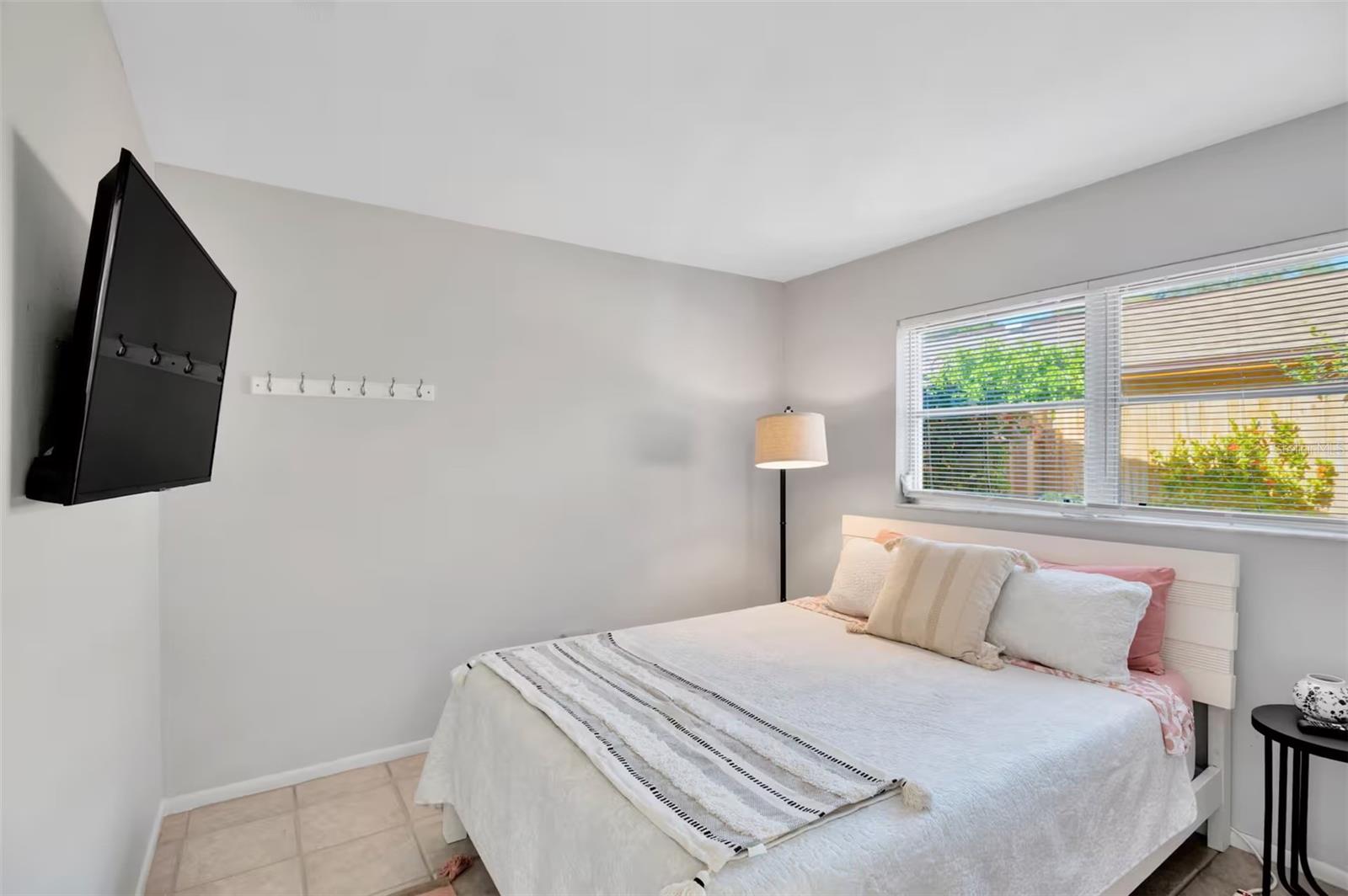 1416 LEO LN E, CLEARWATER, FL, 33755