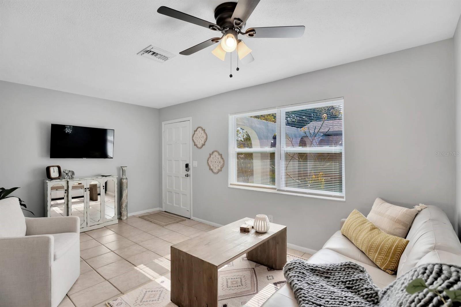 1416 LEO LN E, CLEARWATER, FL, 33755
