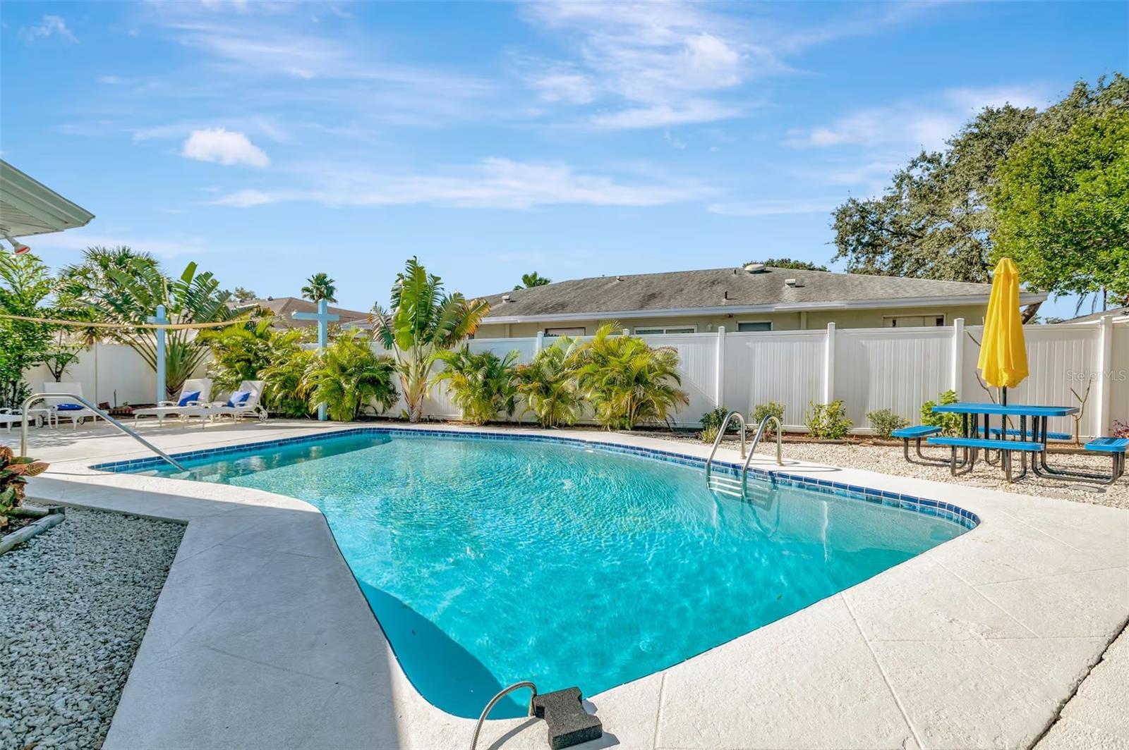 1416 LEO LN E, CLEARWATER, FL, 33755