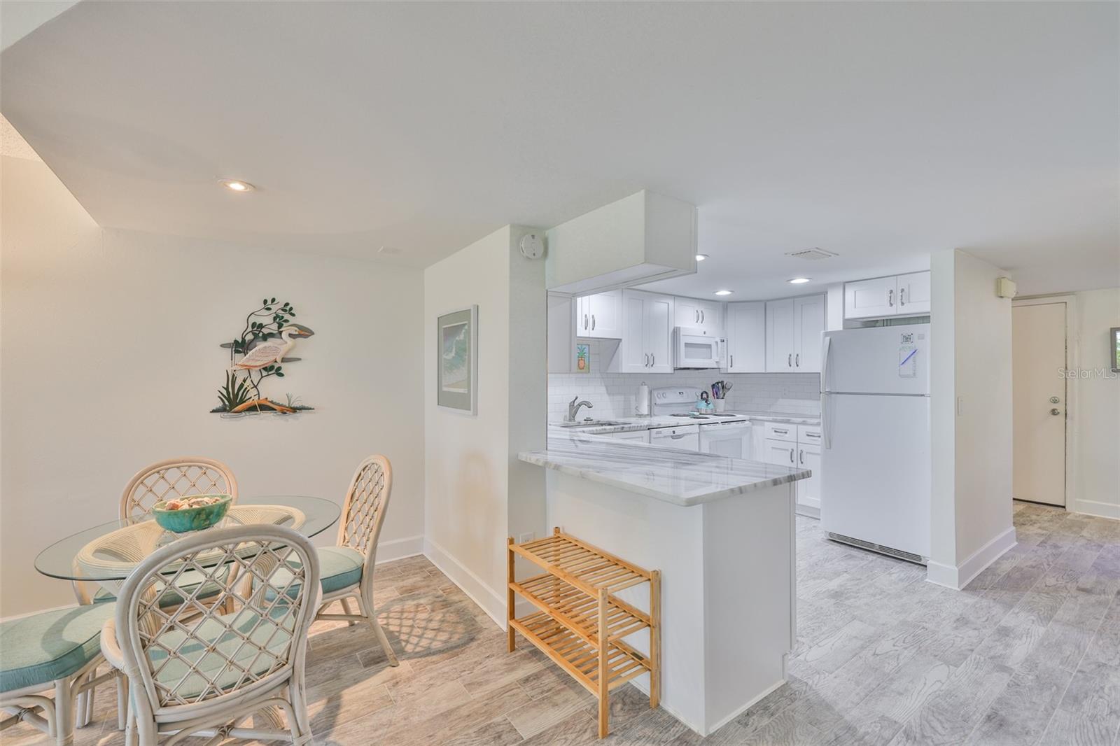 1028 APOLLO BEACH BLVD #8, APOLLO BEACH, FL, 33572