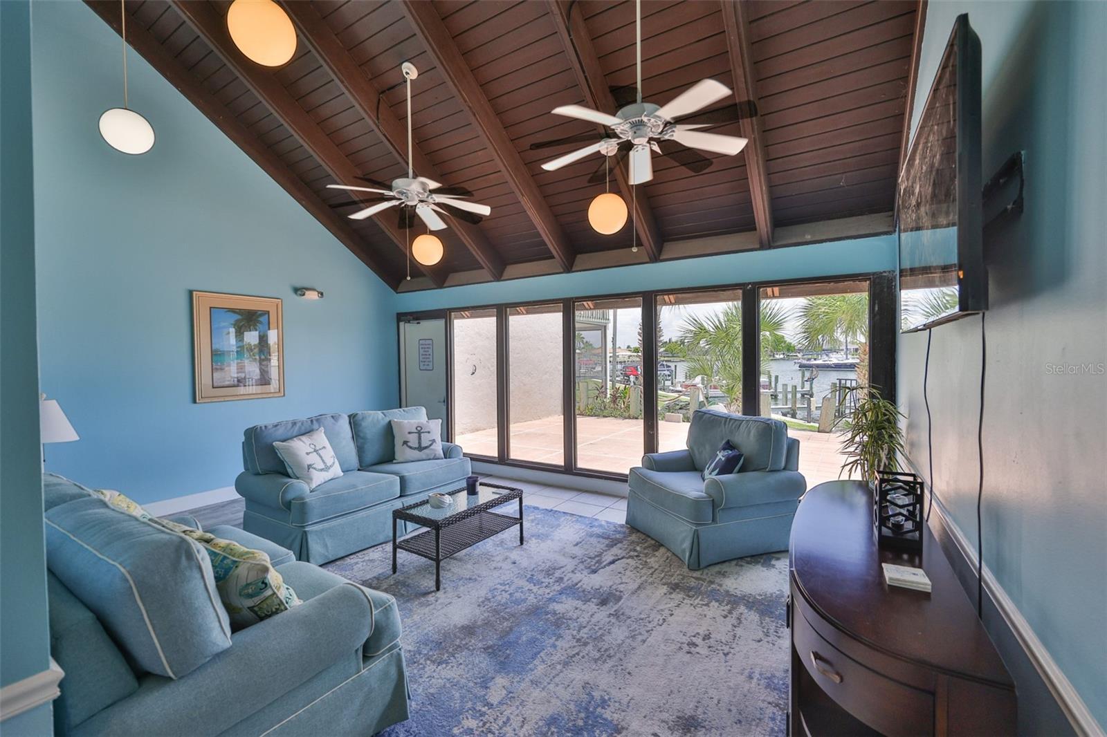 1028 APOLLO BEACH BLVD #8, APOLLO BEACH, FL, 33572