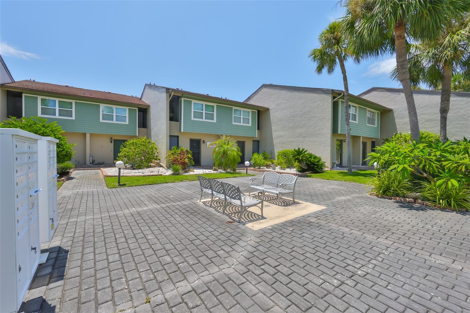 1028 APOLLO BEACH BLVD #8, APOLLO BEACH, FL, 33572