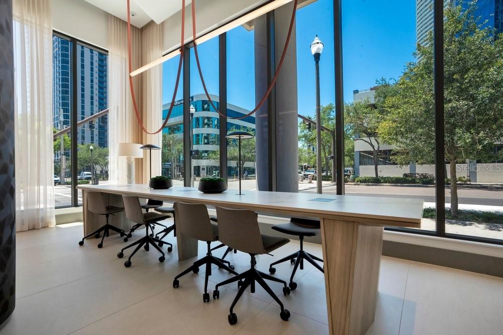 275 1ST AVE S #3808, ST PETERSBURG, FL, 33701
