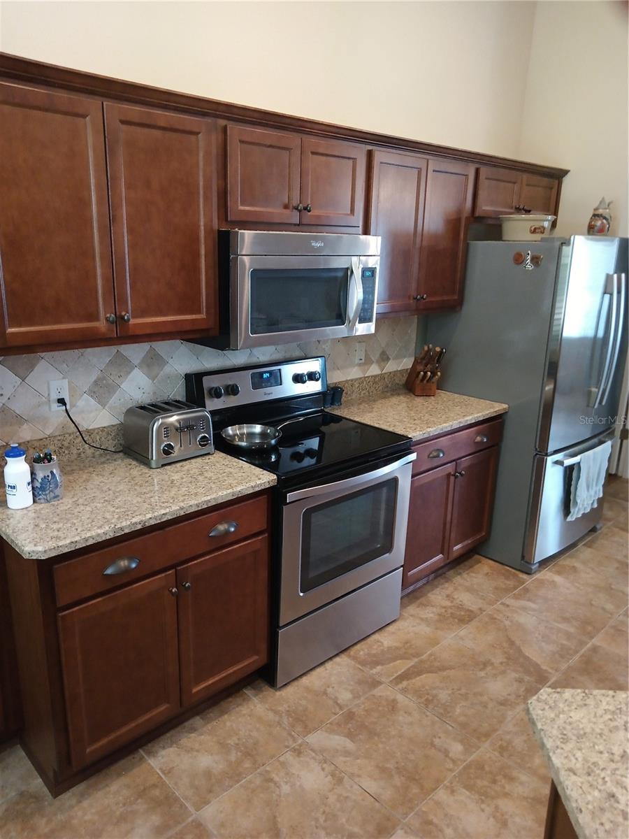 987 SE 65 CIR, OCALA, FL, 34472