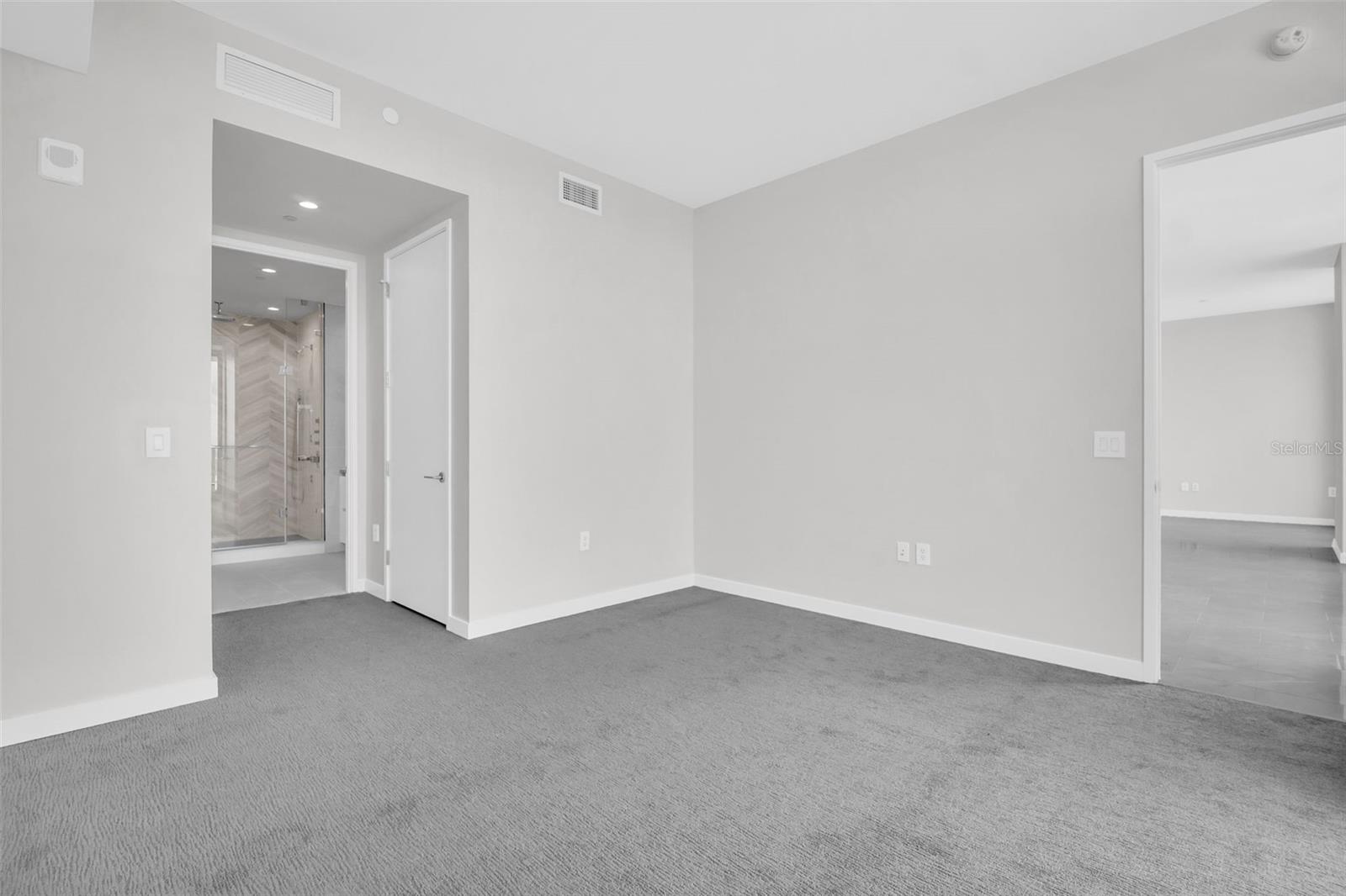 400 CENTRAL AVE #3002, ST PETERSBURG, FL, 33701