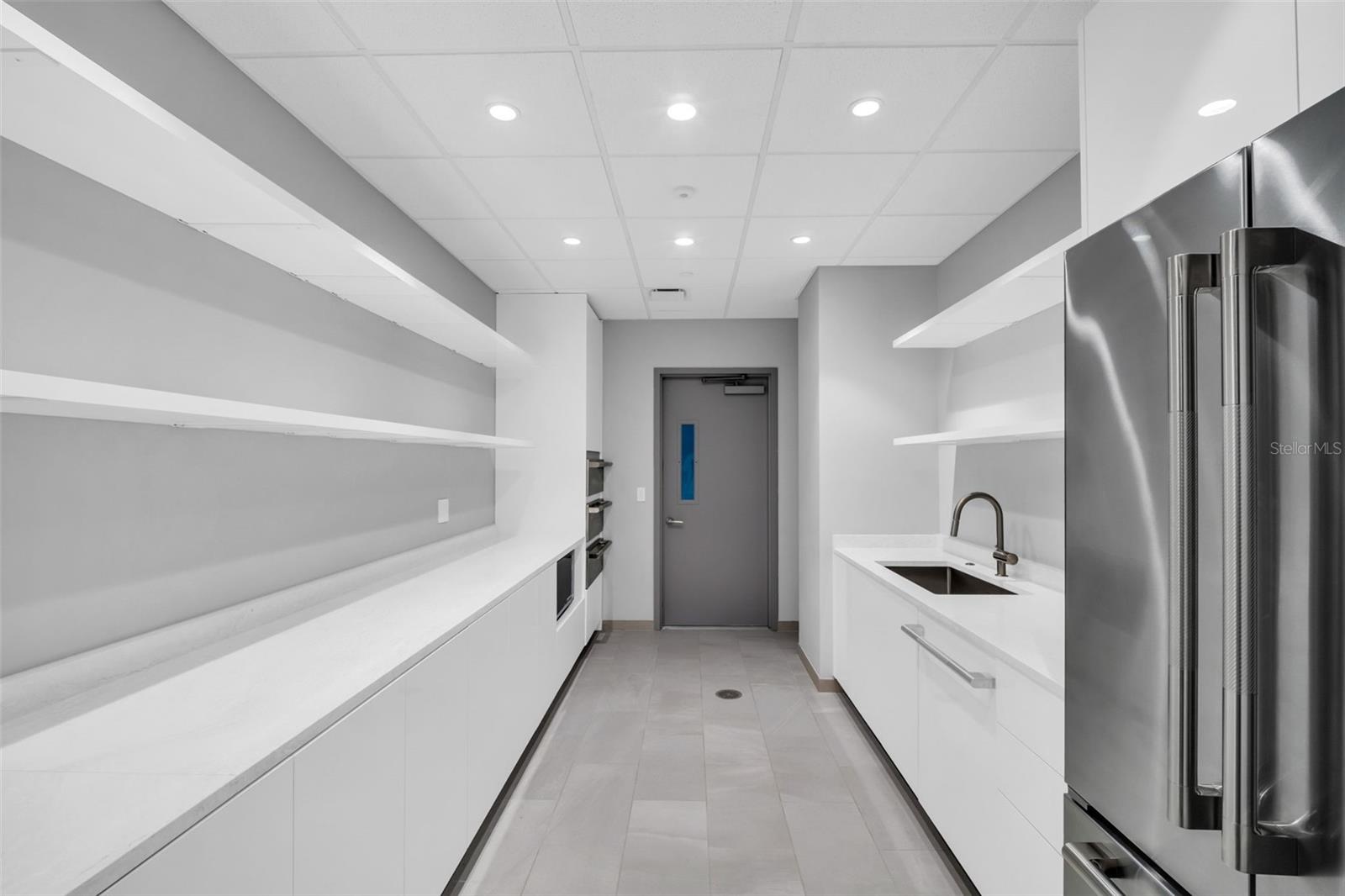 400 CENTRAL AVE #3002, ST PETERSBURG, FL, 33701