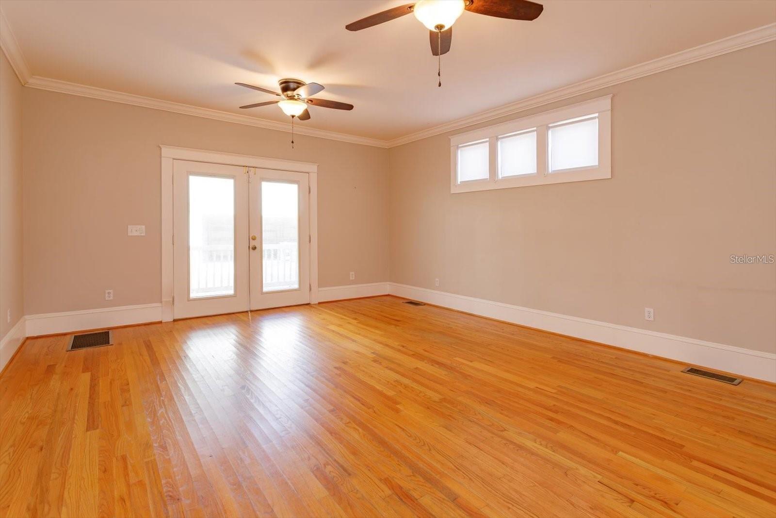 817 E LIVINGSTON ST, ORLANDO, FL, 32803