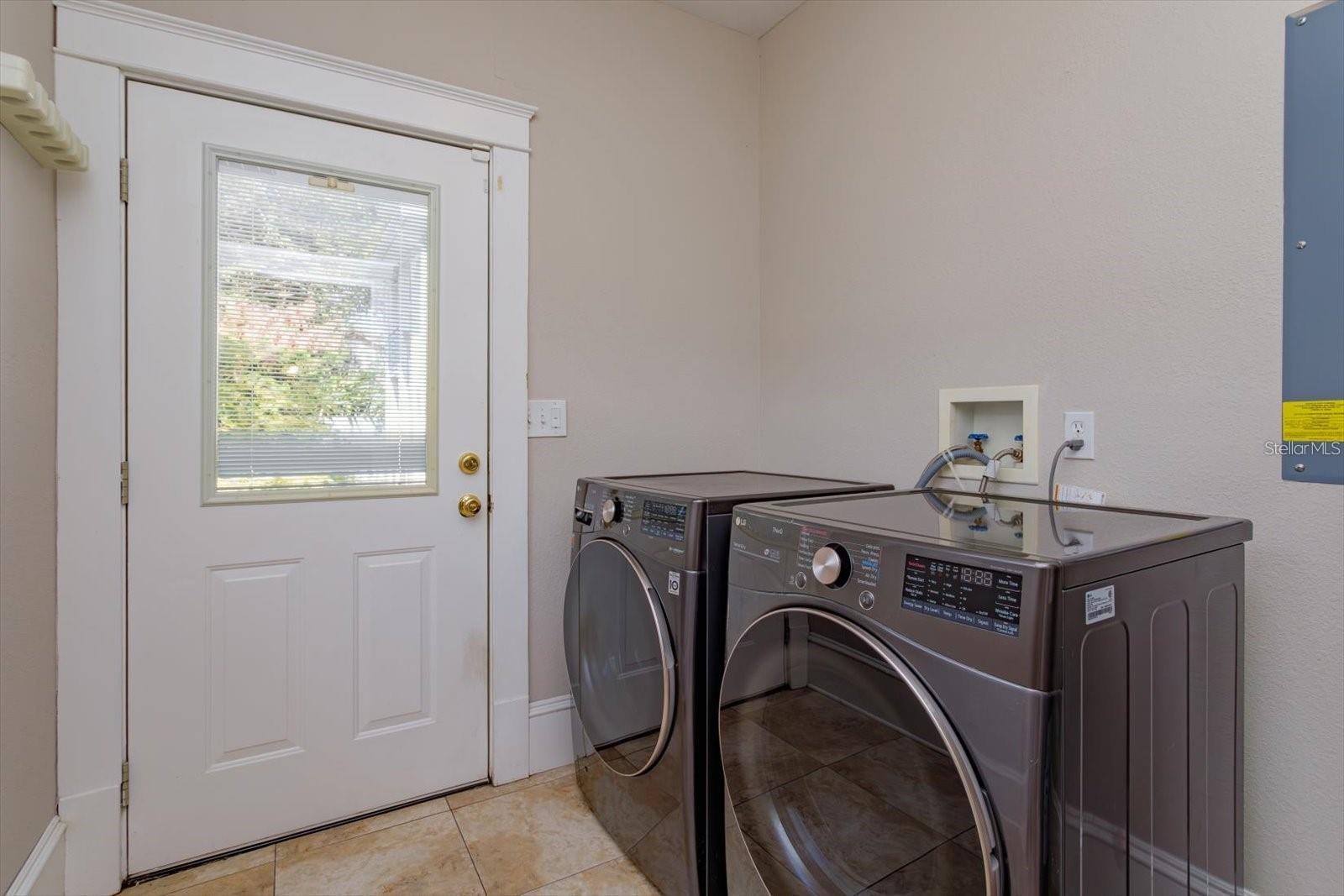 817 E LIVINGSTON ST, ORLANDO, FL, 32803