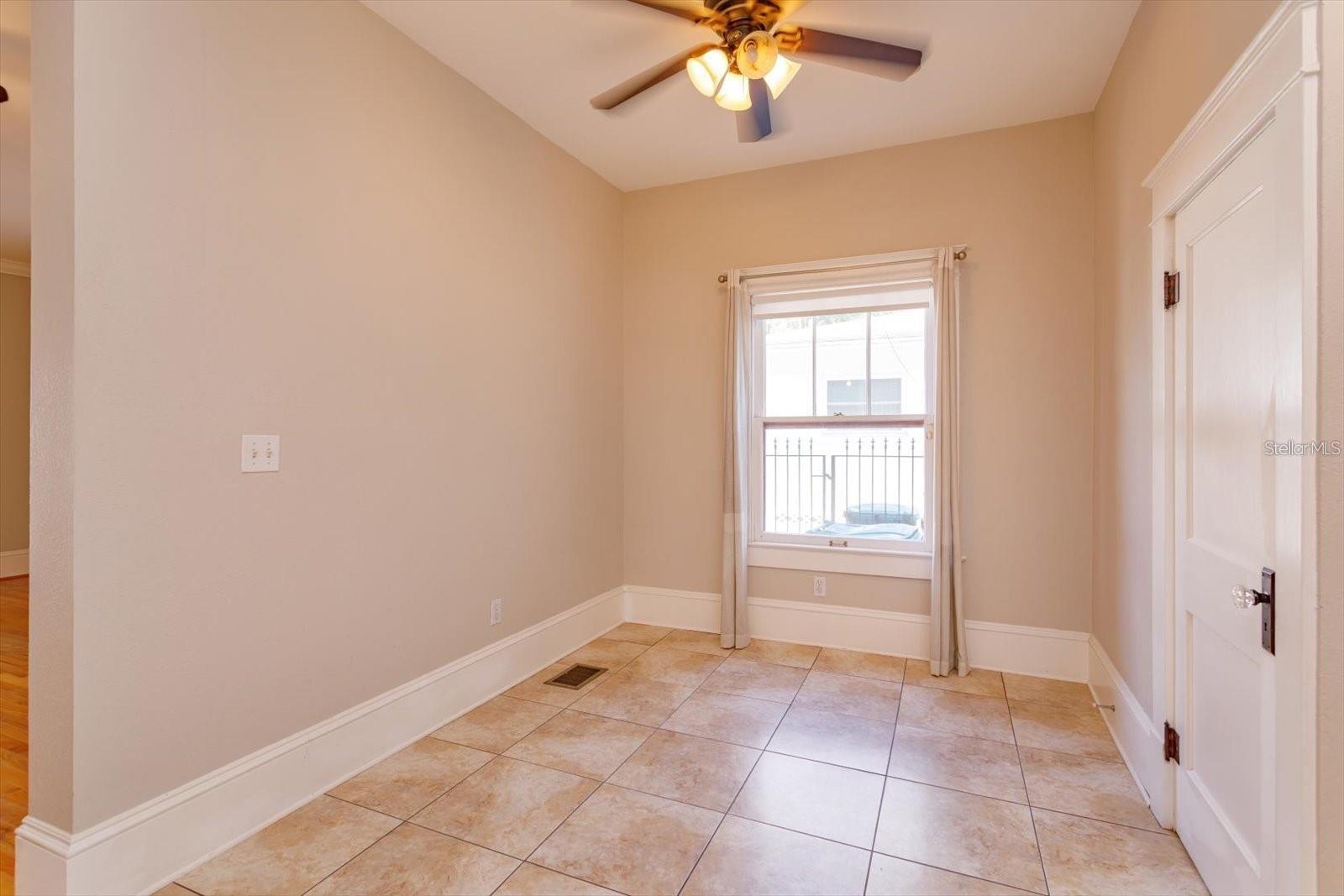 817 E LIVINGSTON ST, ORLANDO, FL, 32803