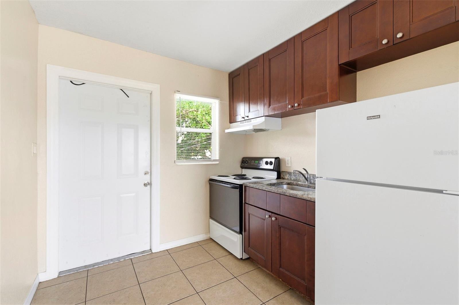1799 RUSSELL ST S #3, ST PETERSBURG, FL, 33712